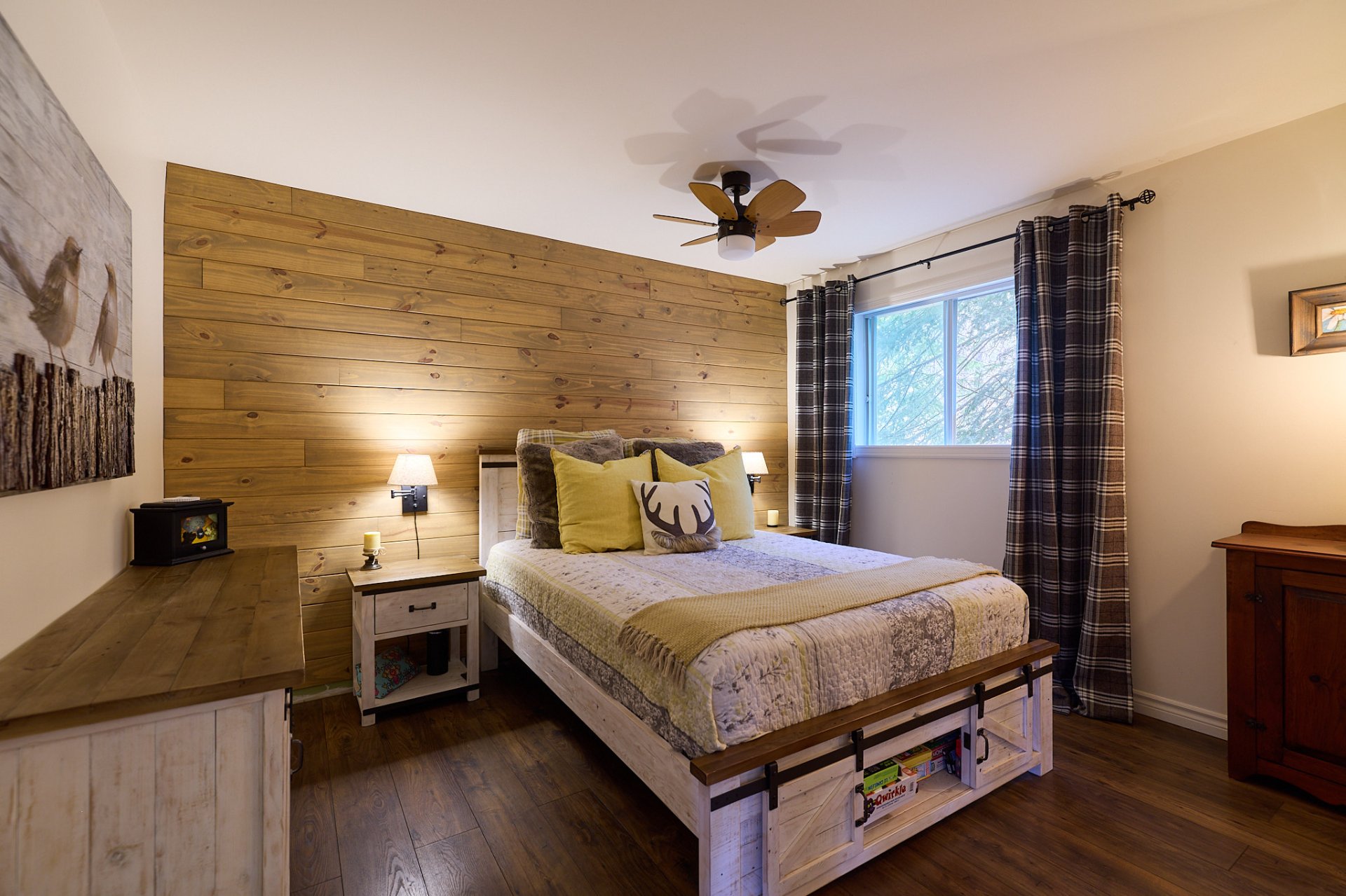 Photo - Primary bedroom