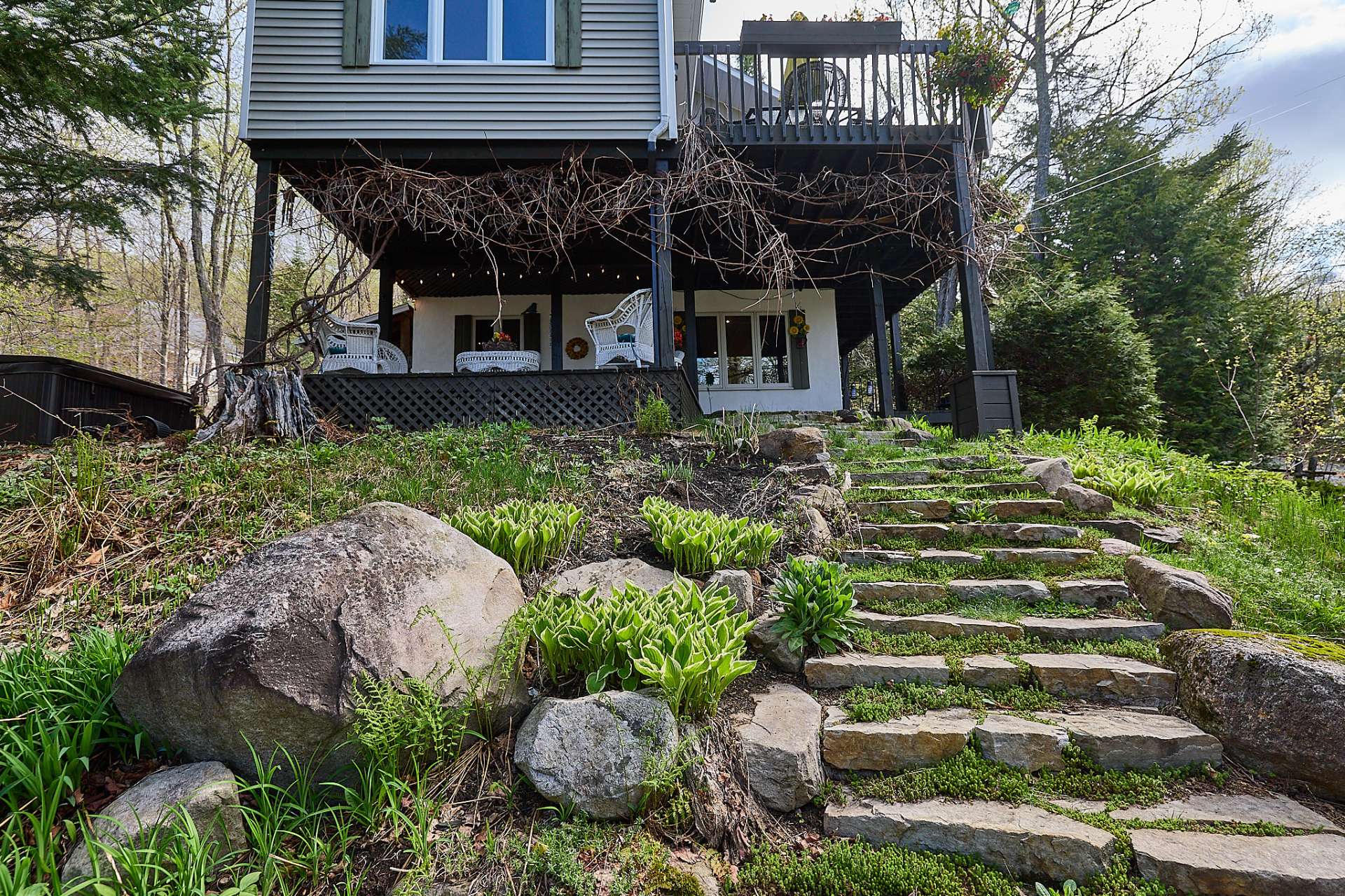Photo - Exterior