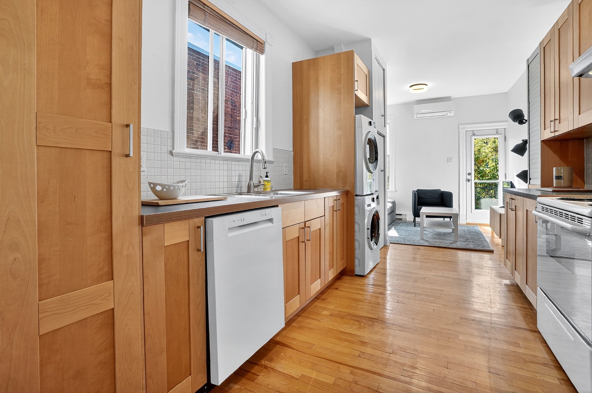 Photo - Kitchen