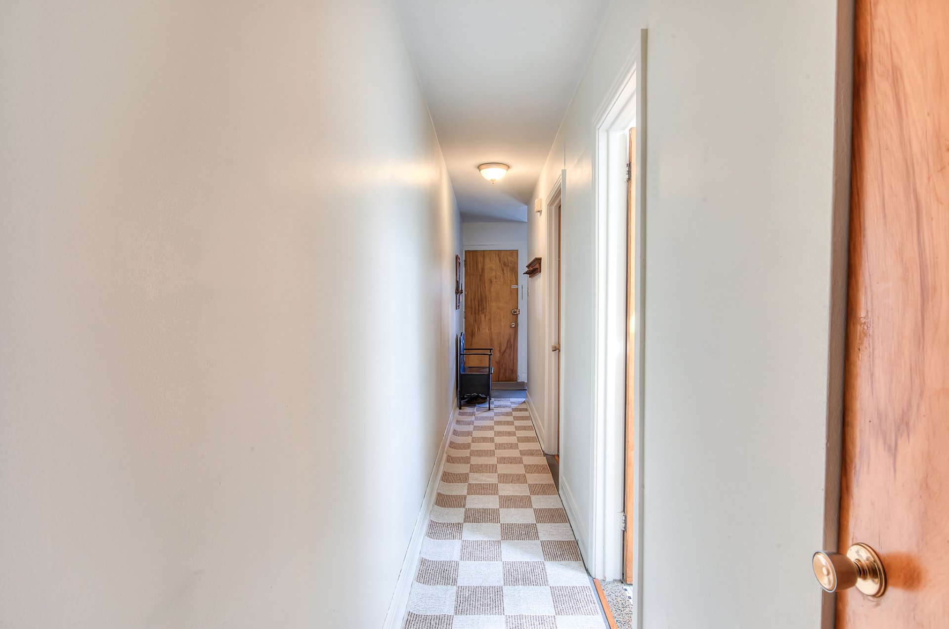 Photo - PASAGEWAY
