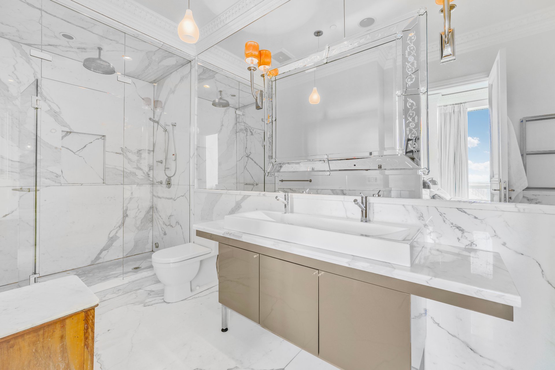 Photo - Salle de bains attenante à la CCP