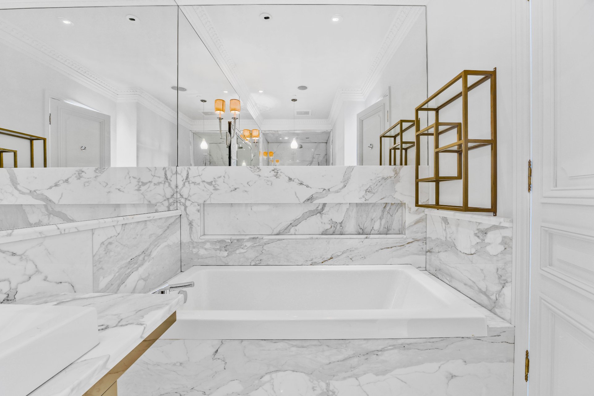 Photo - Salle de bains attenante à la CCP