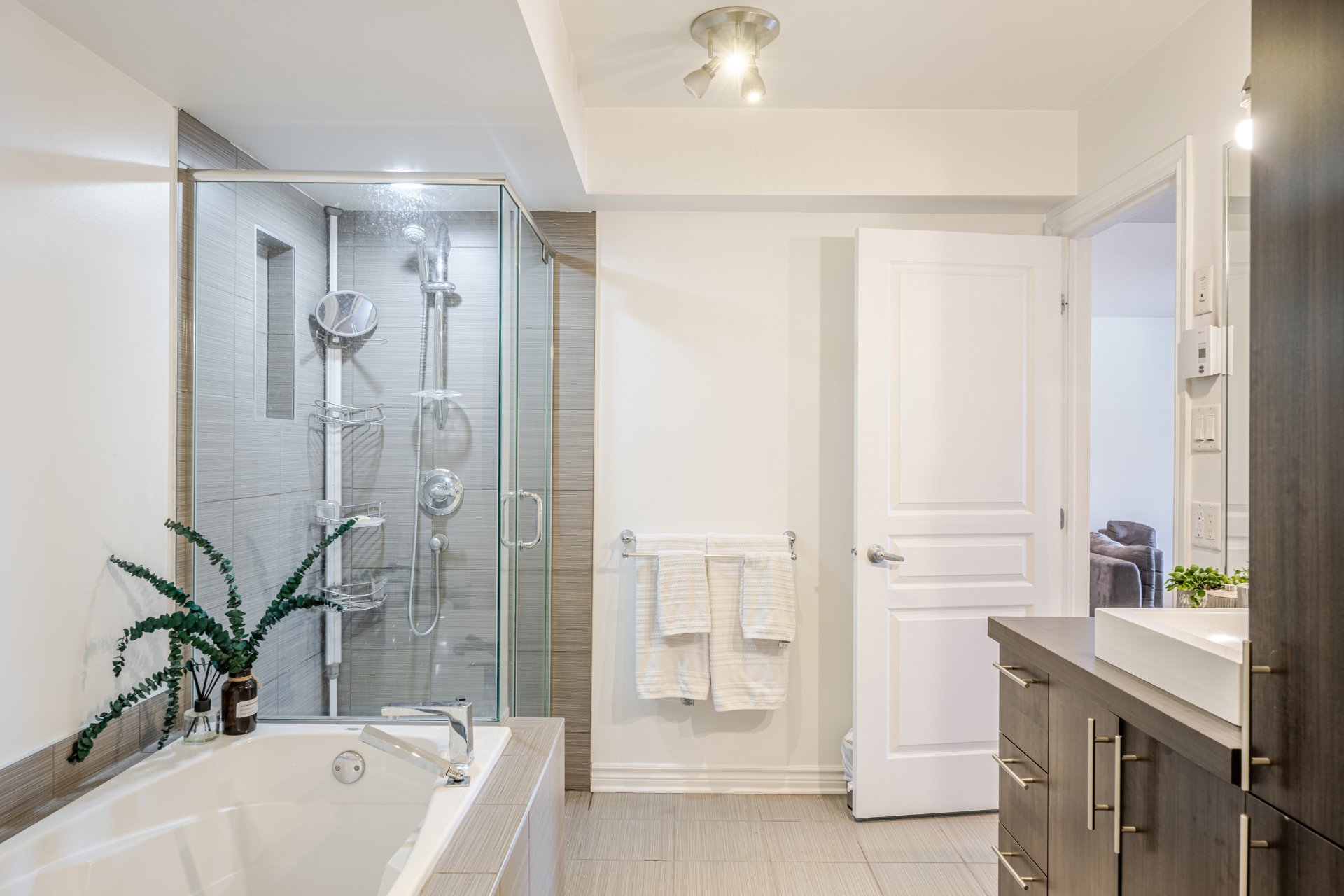 Photo - Bathroom
