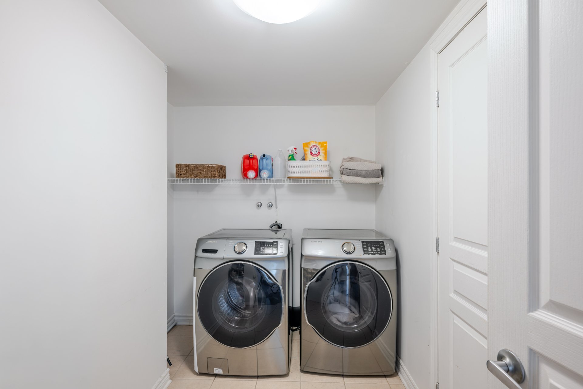 Photo - Laundry room