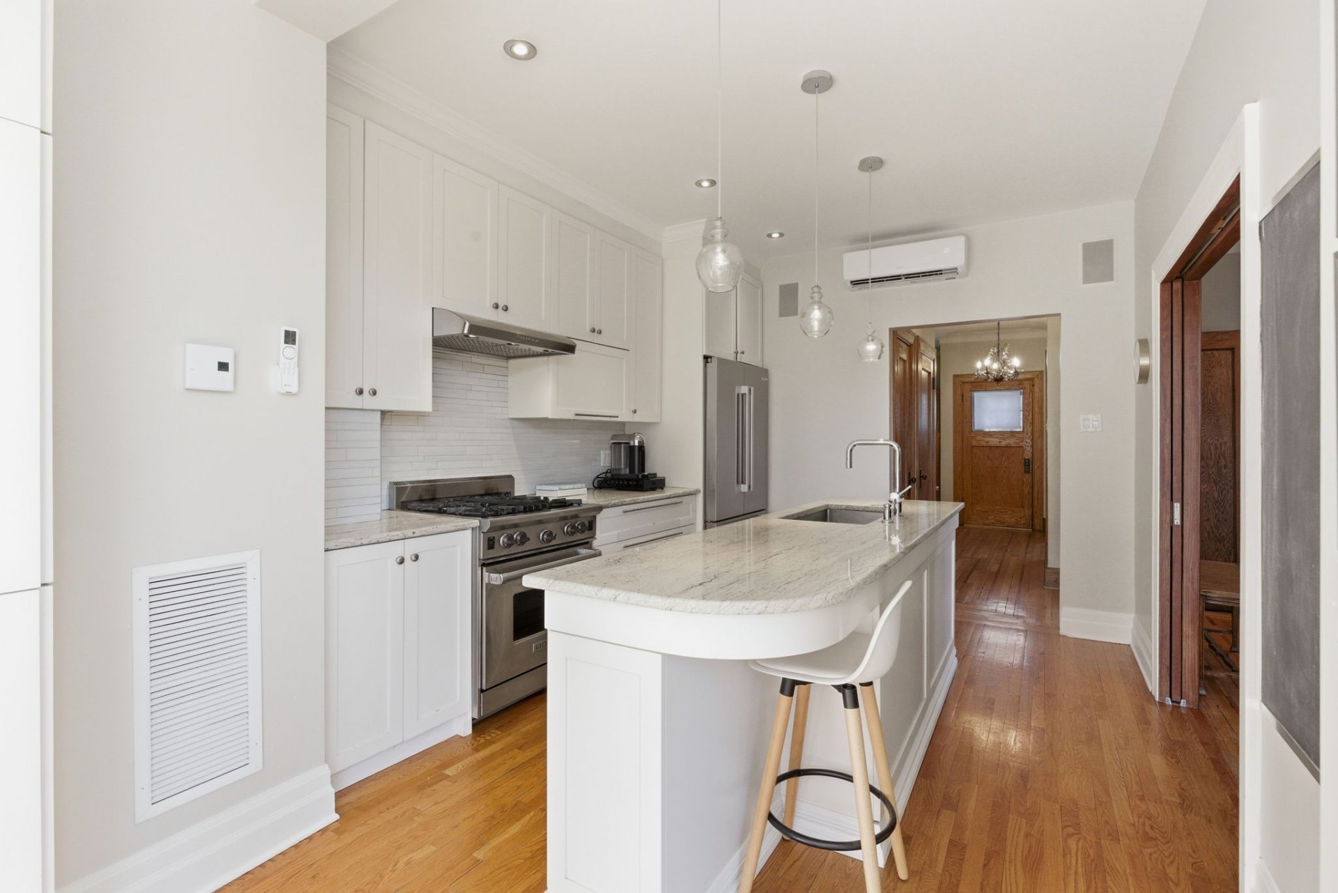 Photo - Kitchen