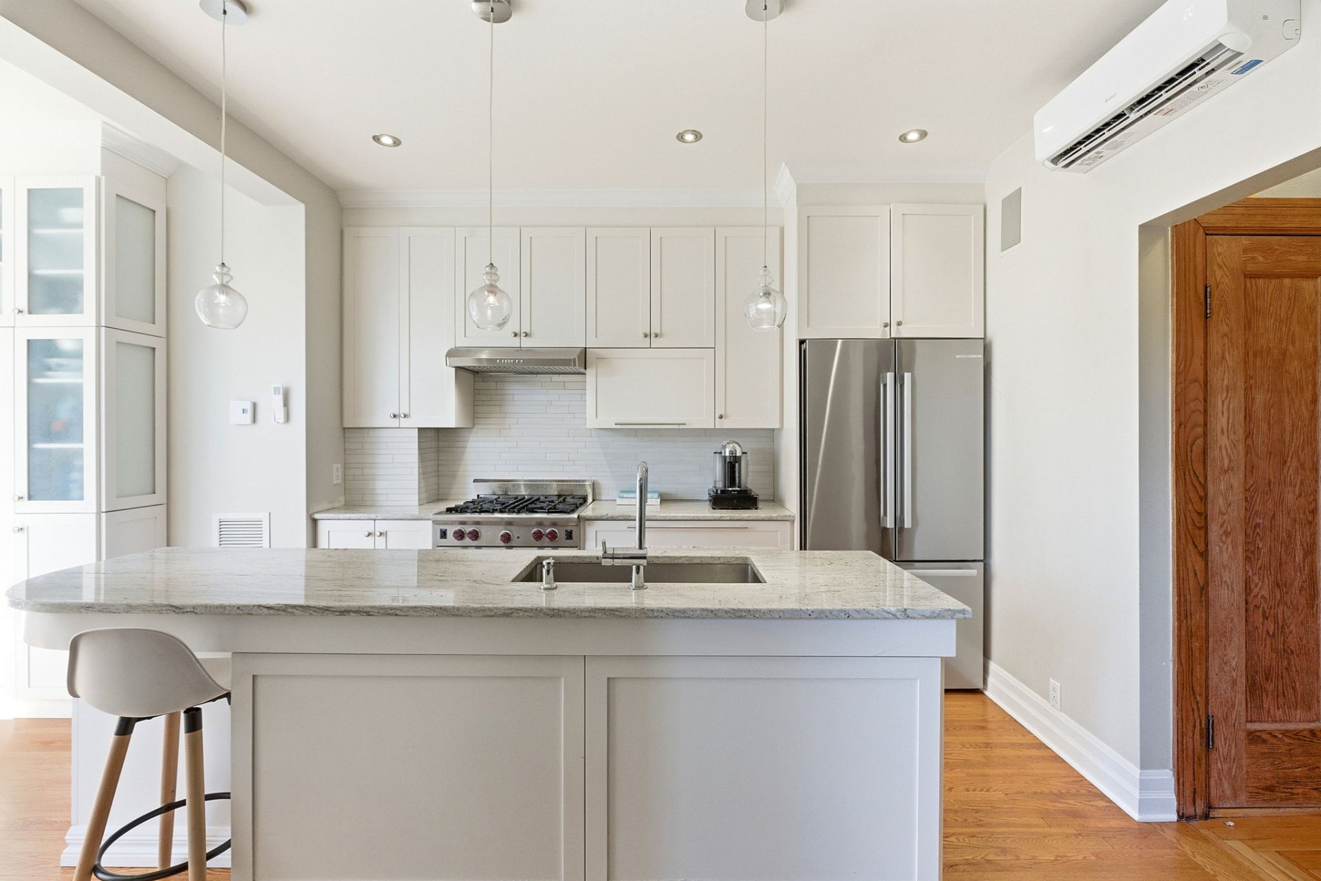 Photo - Kitchen