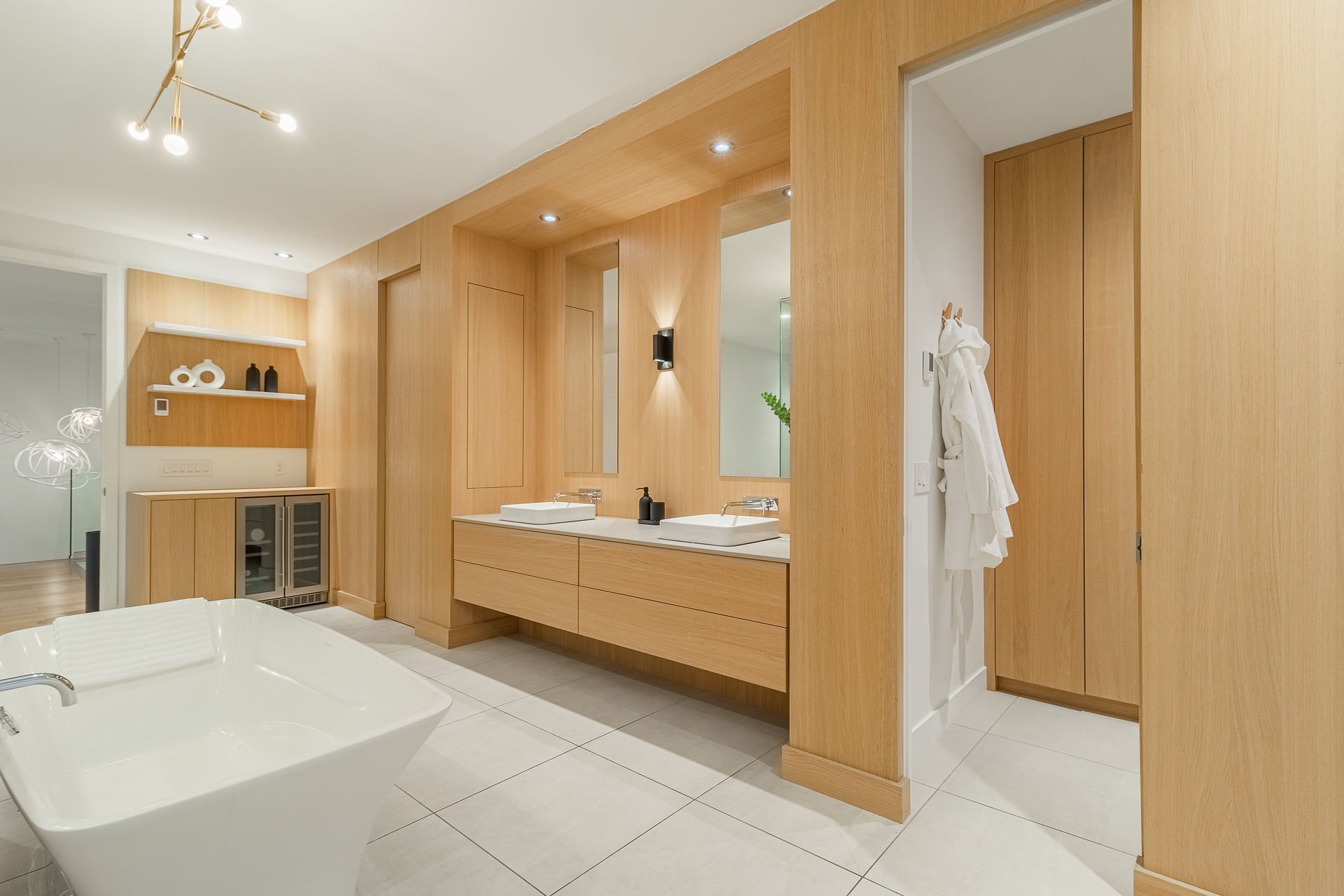 Photo - Salle de bains attenante à la CCP