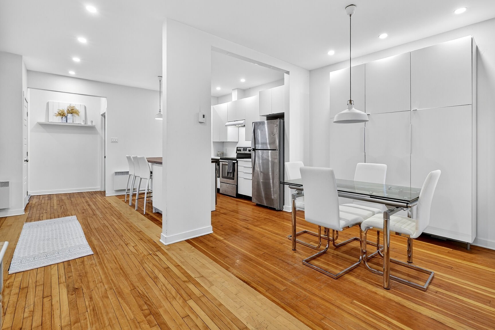 Photo - Overall View