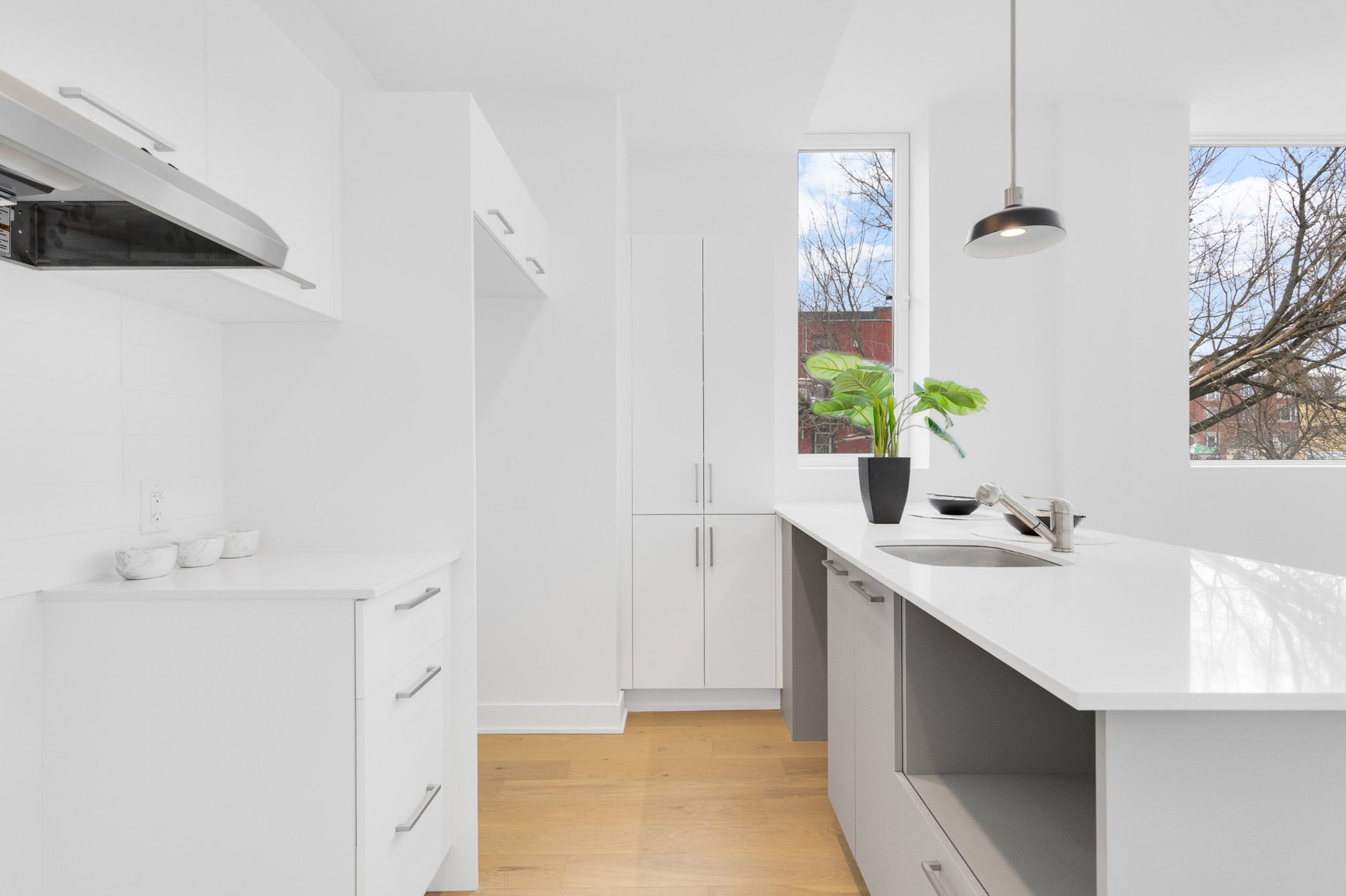 Photo - Kitchen