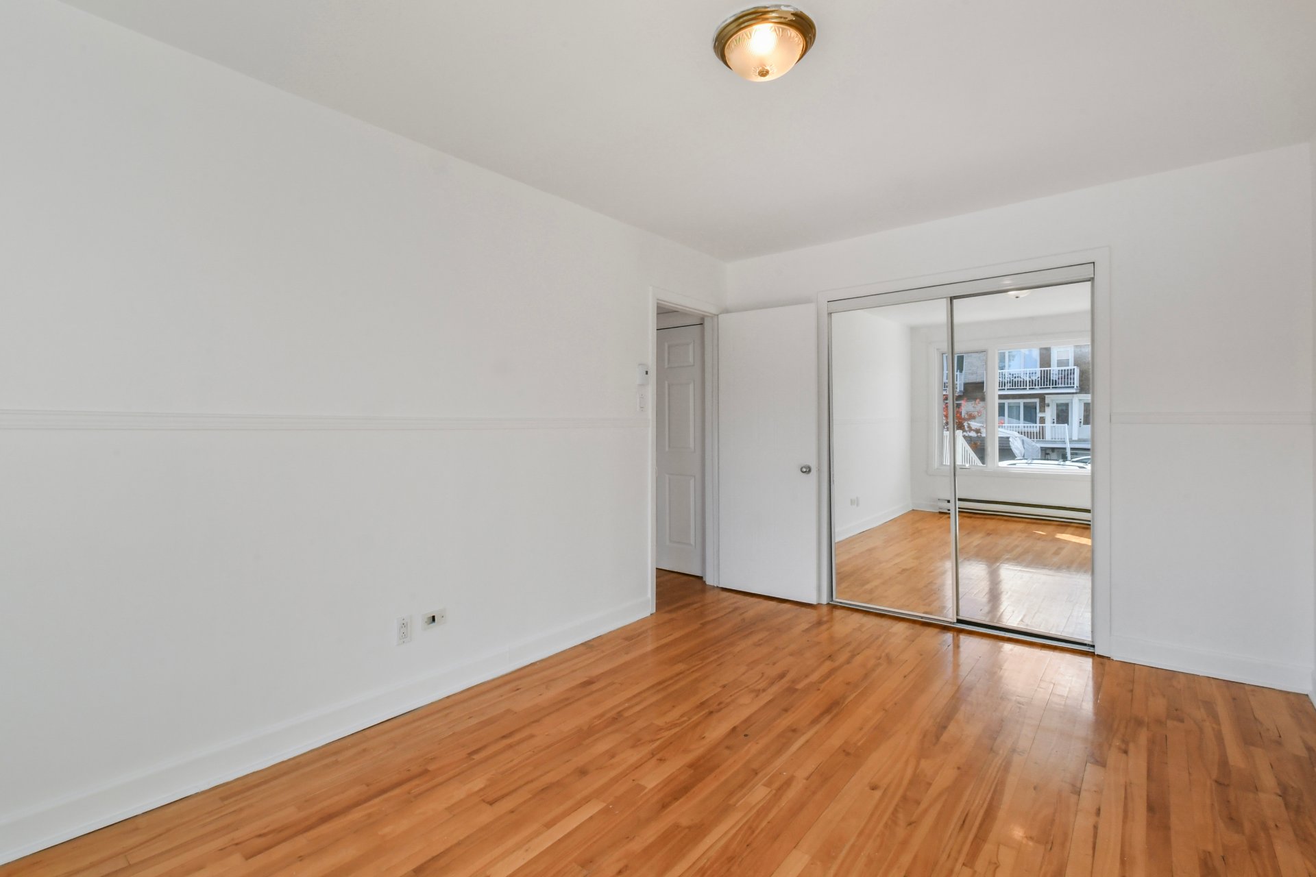 Photo - Chambre à coucher principale