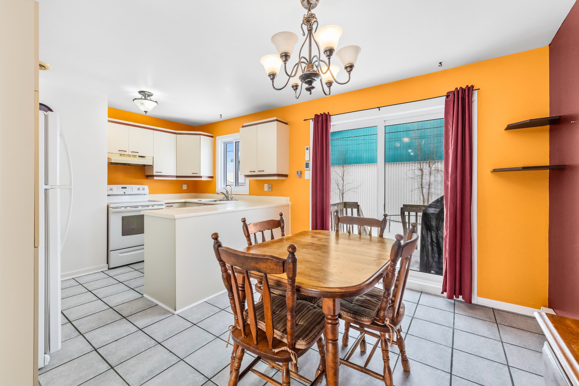 Photo - Salle à manger