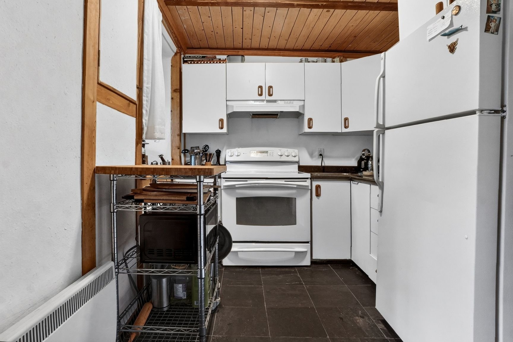 Photo - Kitchen