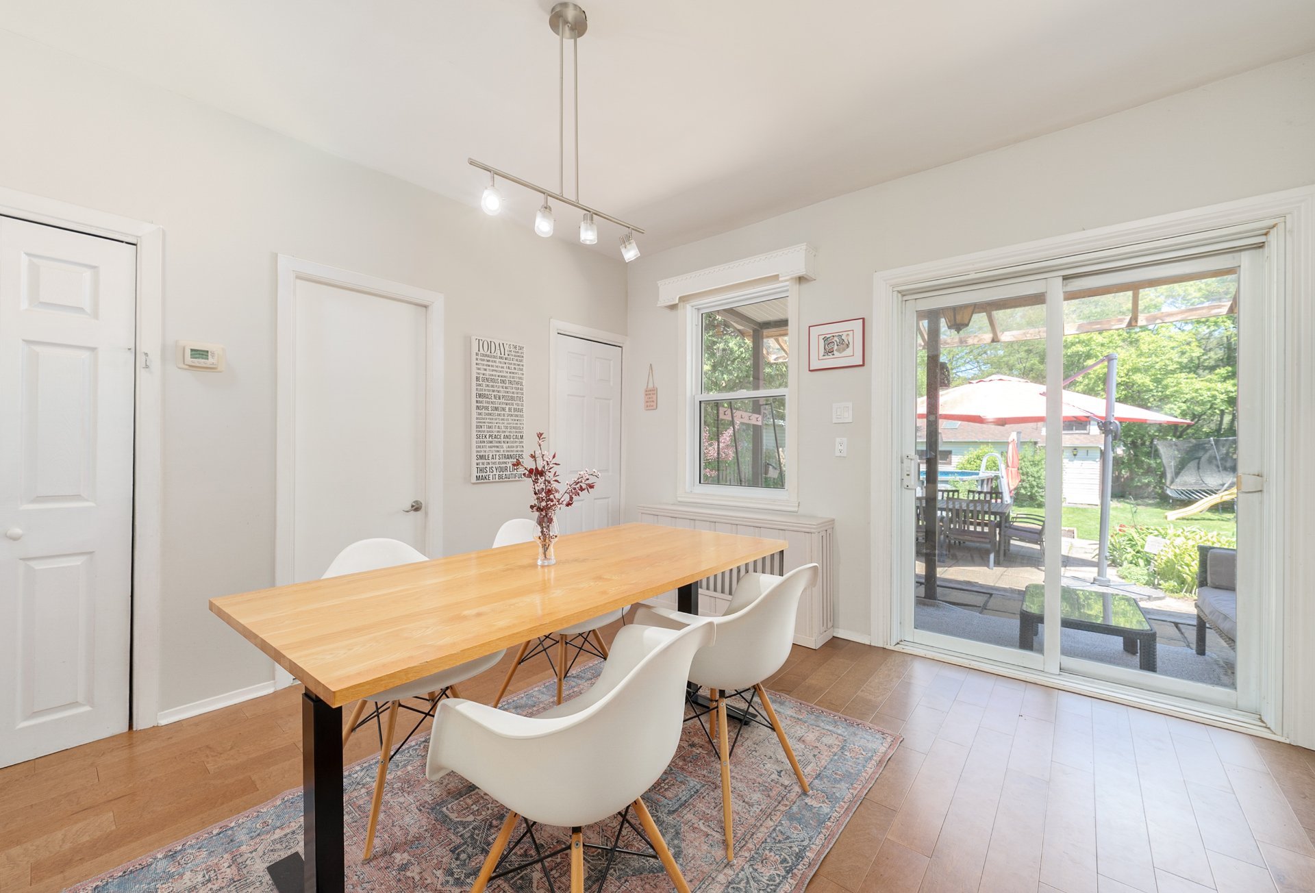 Photo - Dining room