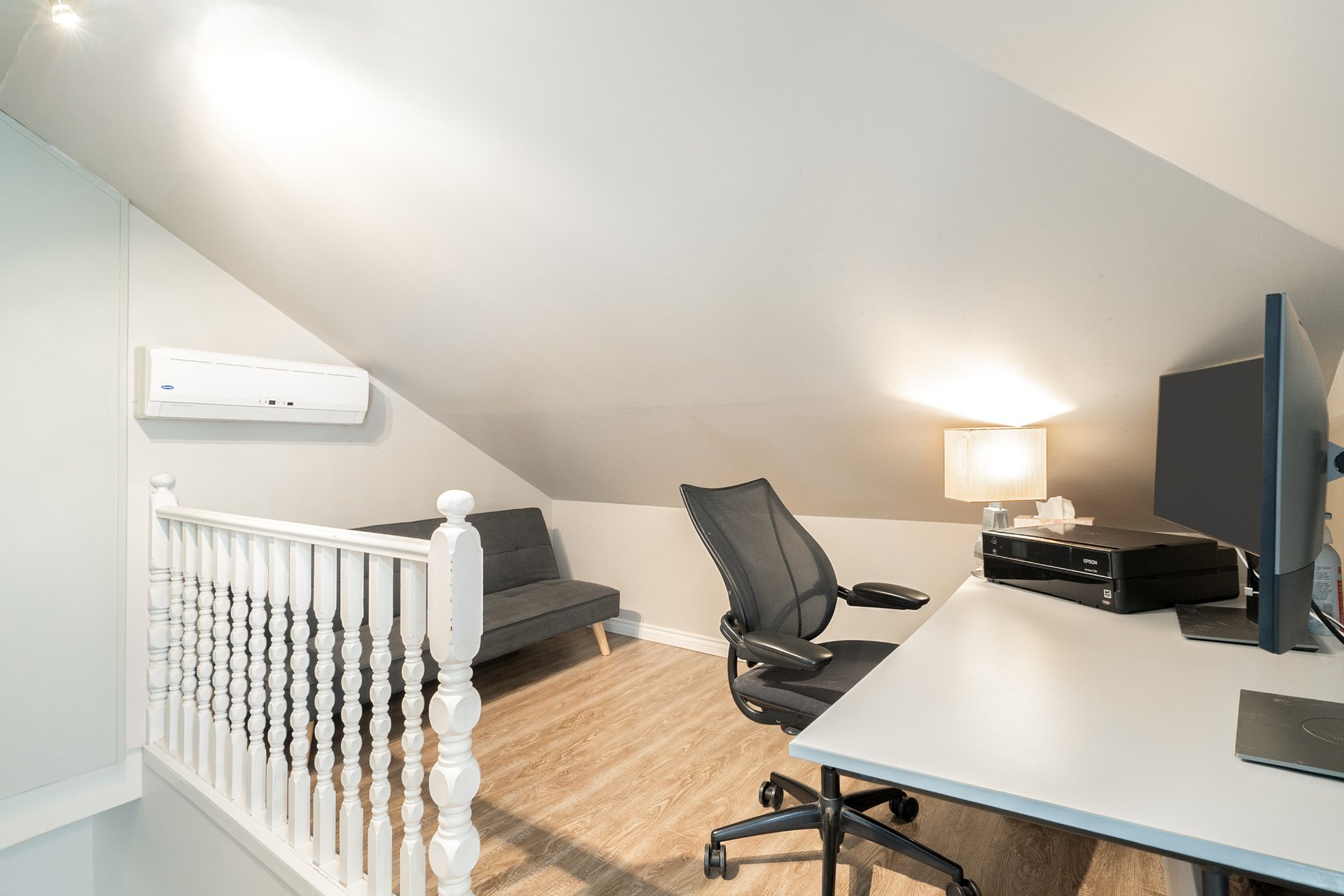 Photo - Office