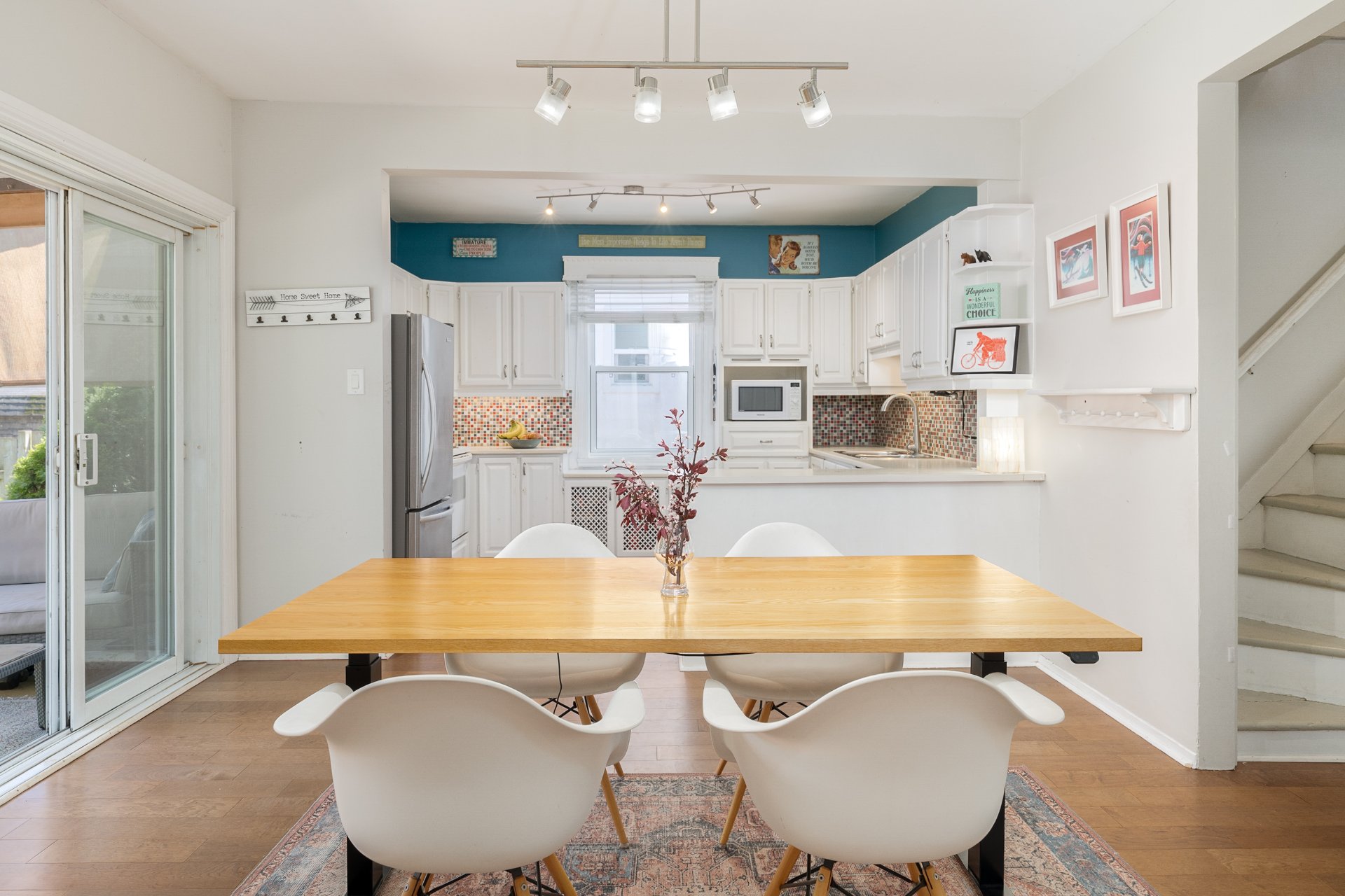 Photo - Dining room