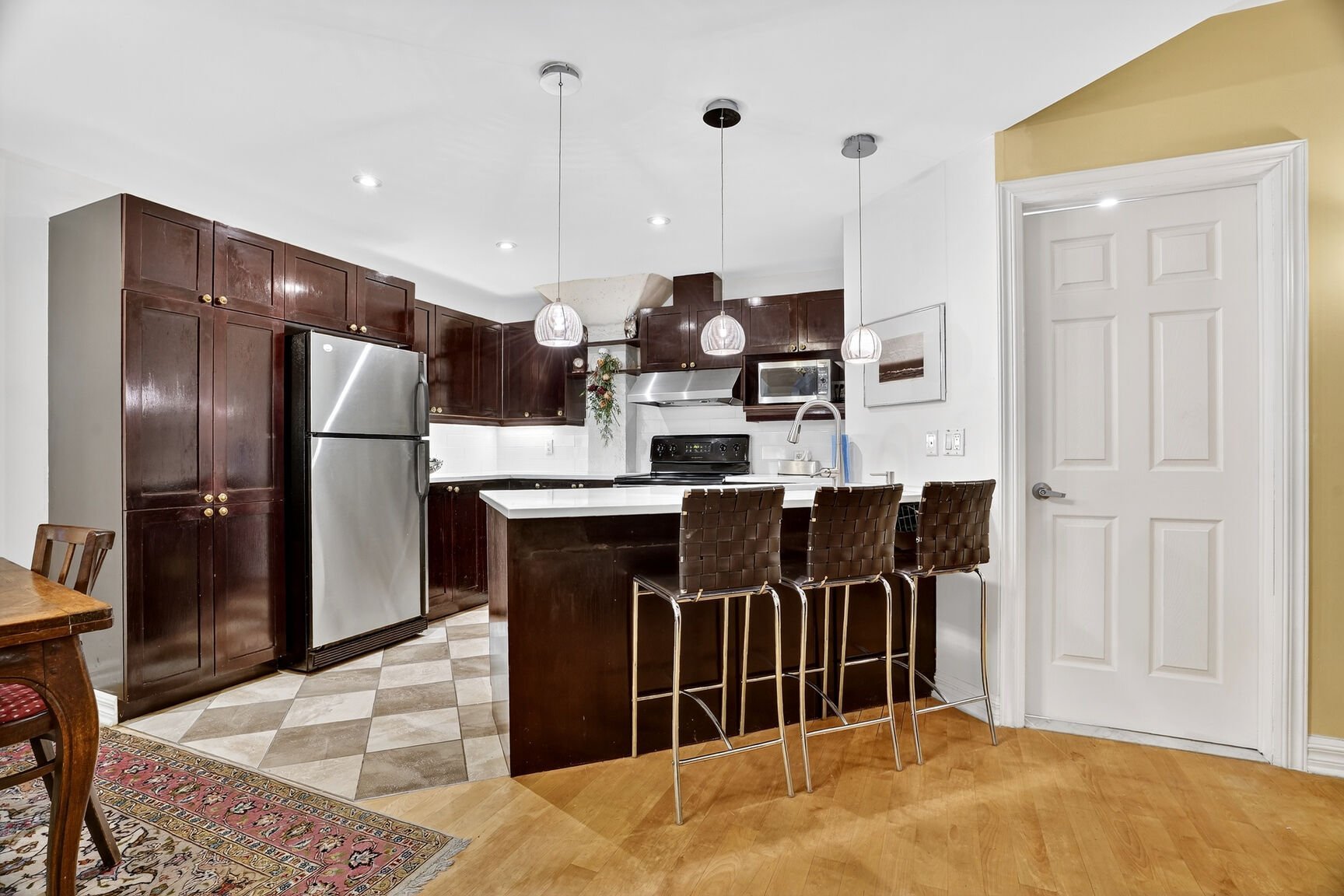Photo - Kitchen