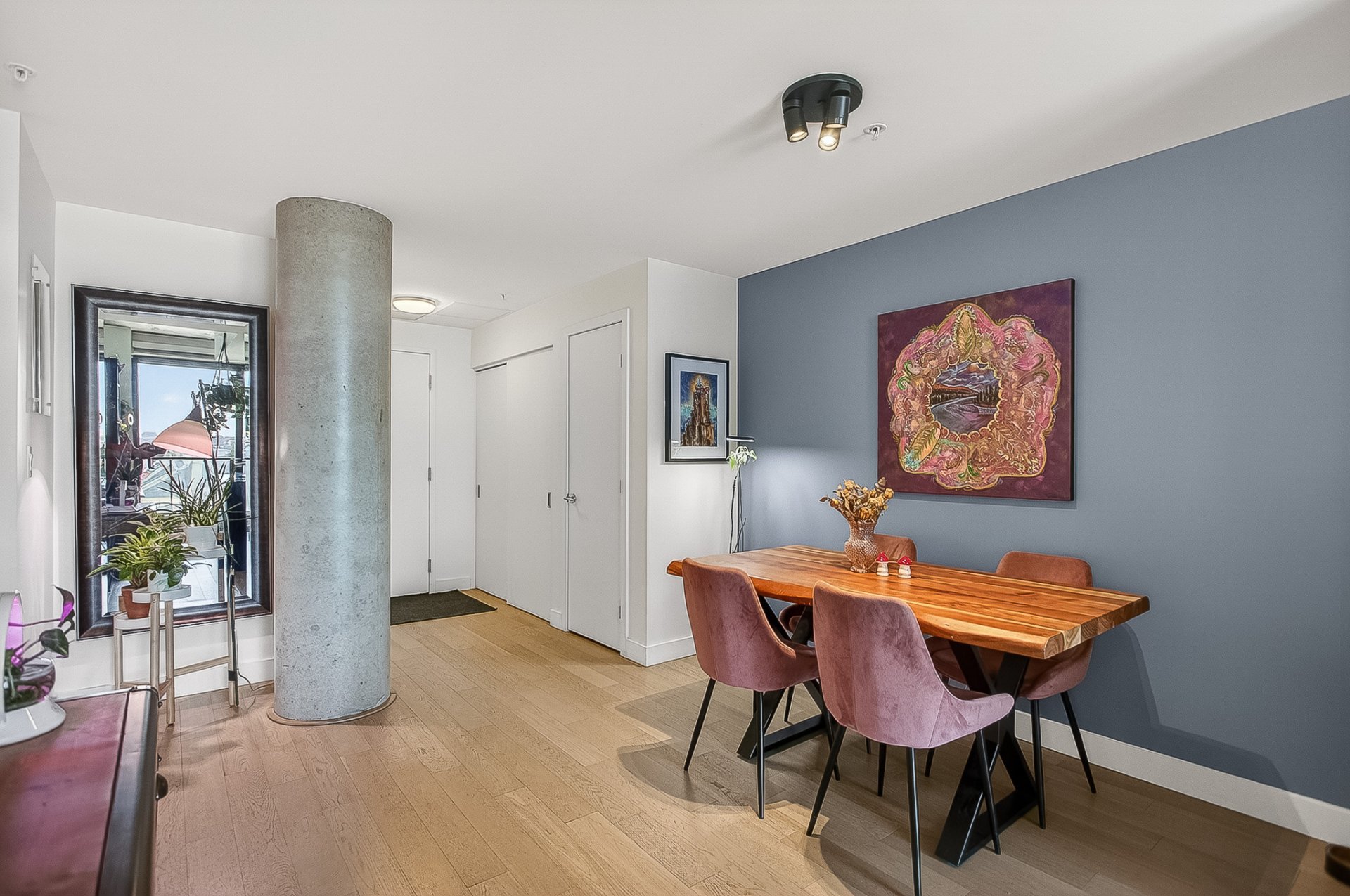Photo - Dining room