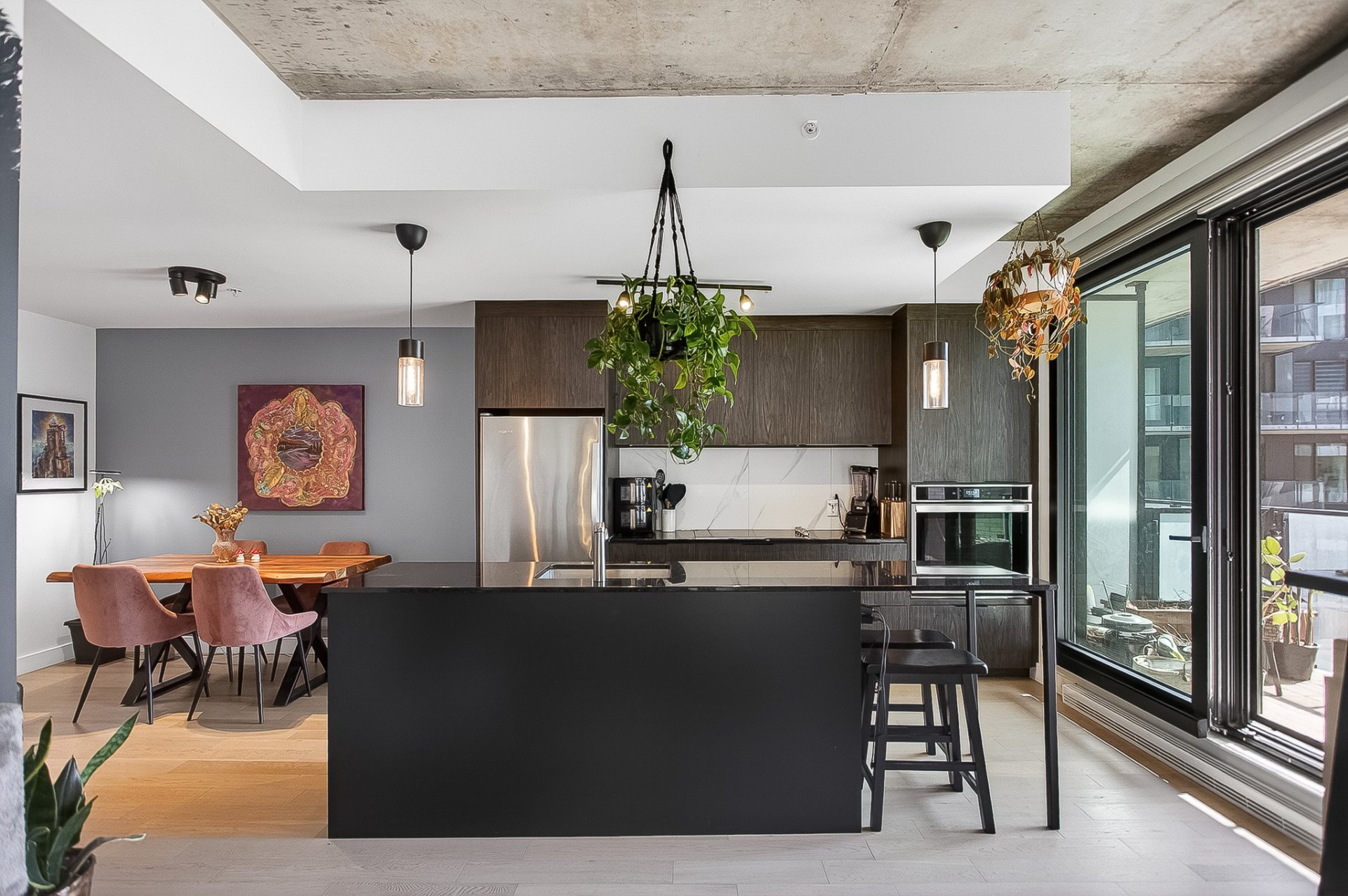 Photo - Kitchen