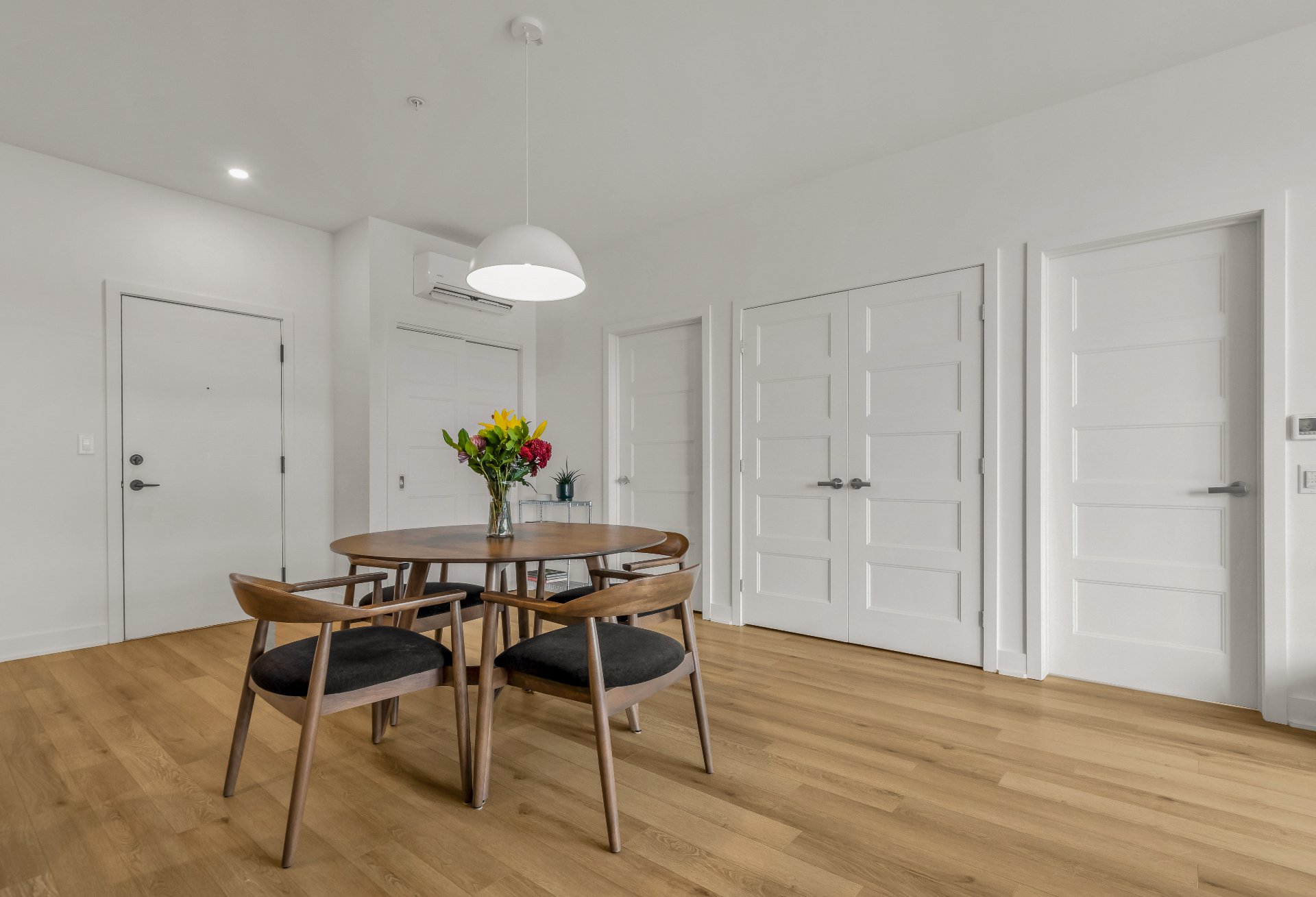 Photo - Salle à manger