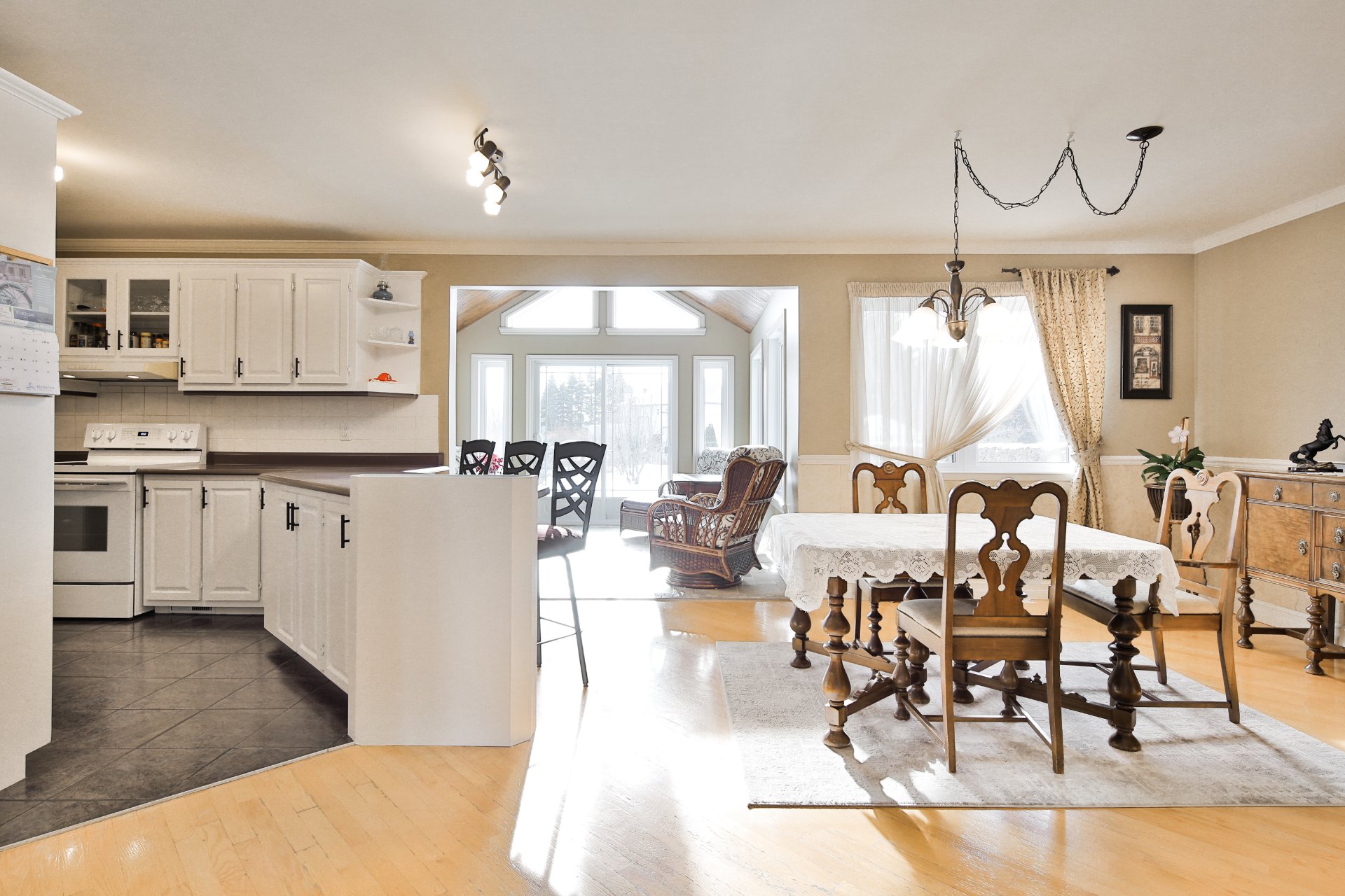 Photo - Salle à manger