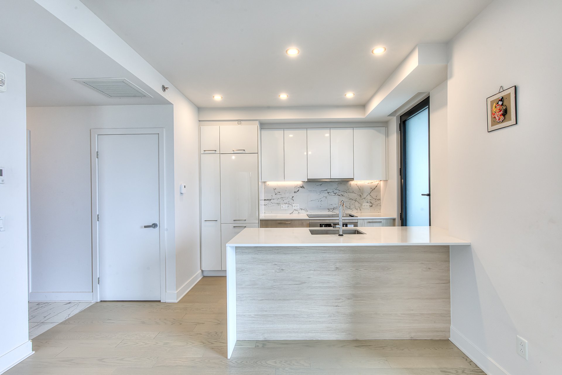 Photo - Kitchen