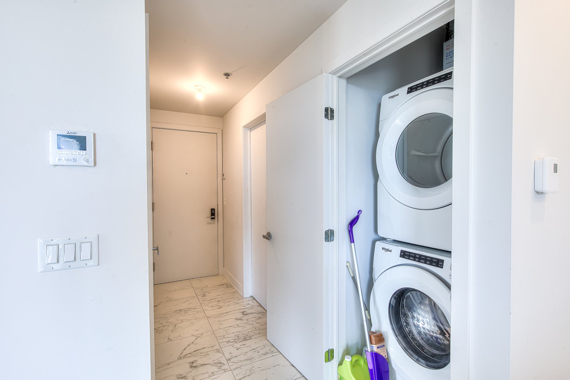 Photo - Laundry room