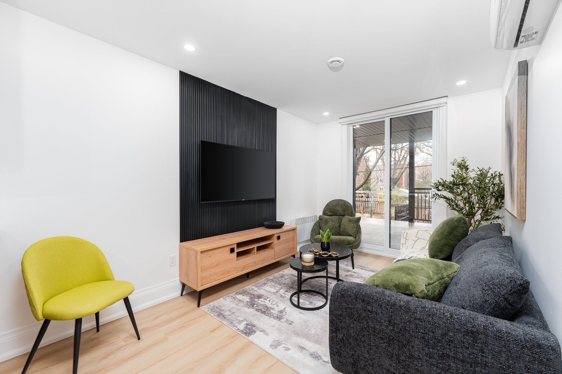 Photo - Living room