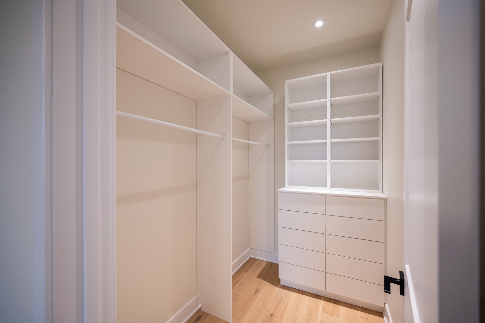 Photo - Penderie (Walk-in)