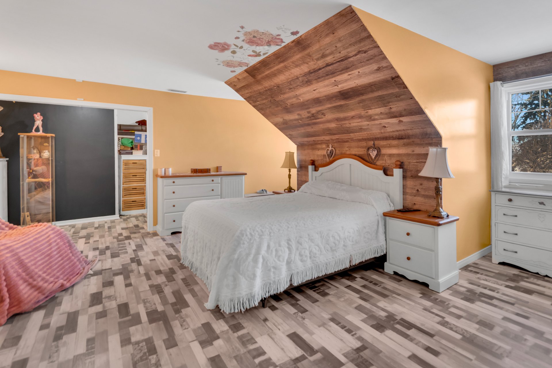 Photo - Primary bedroom