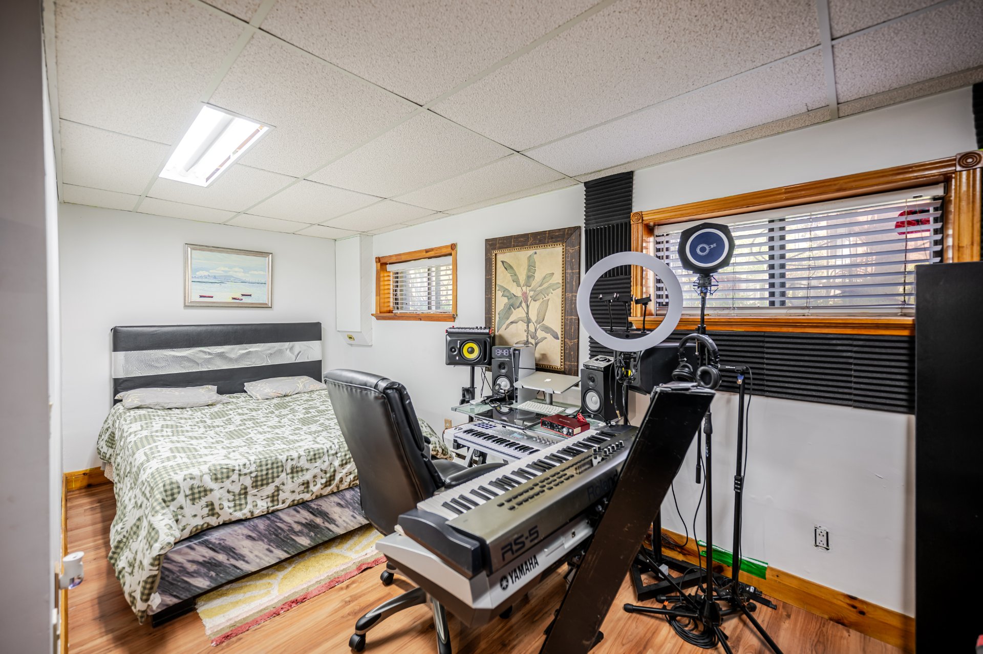Photo - Bedroom