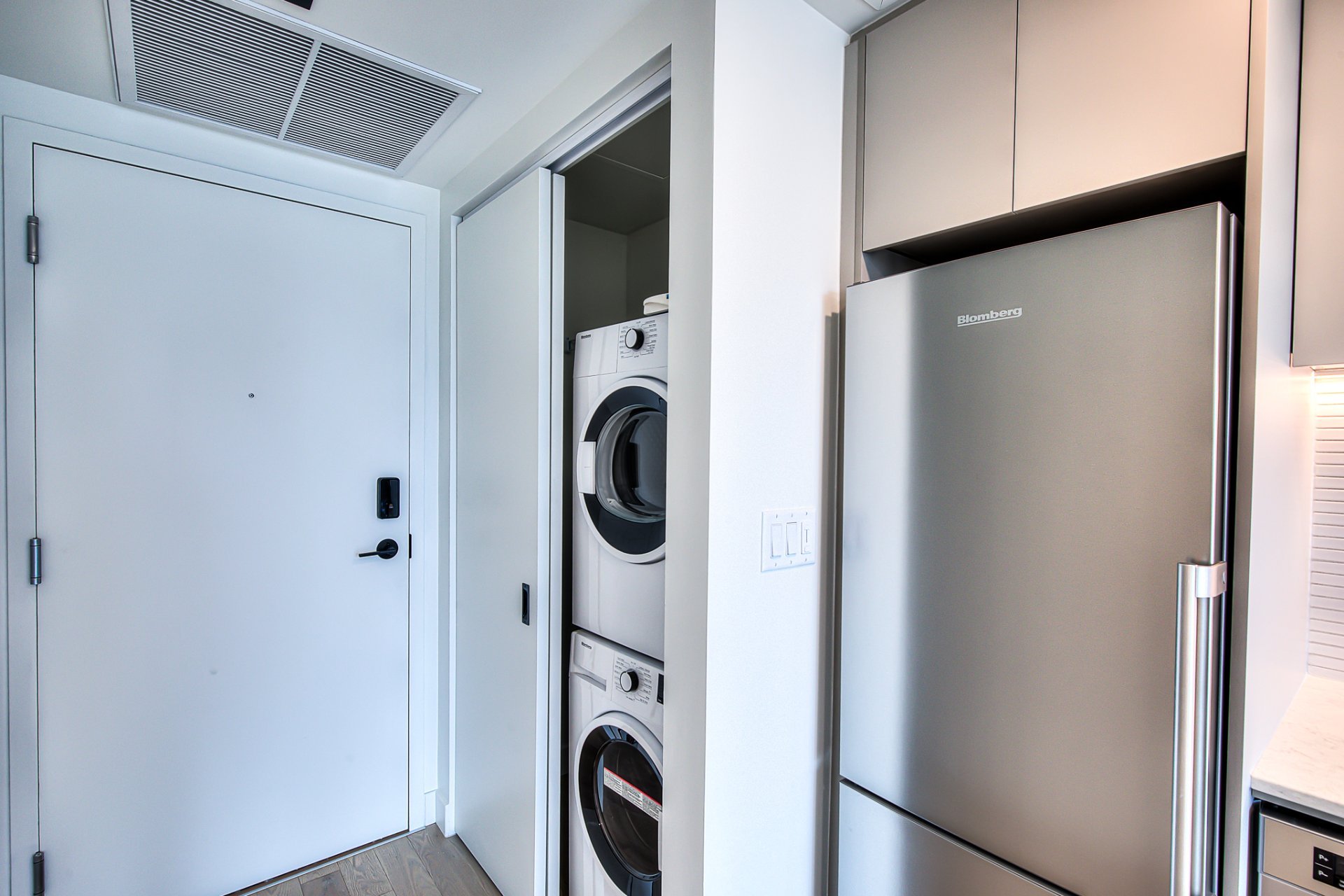 Photo - Laundry room