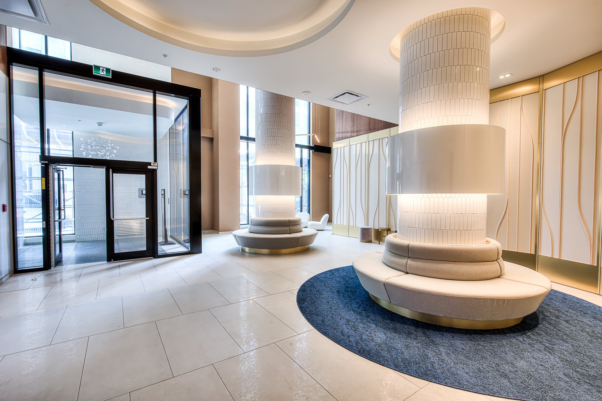 Photo - Hallway