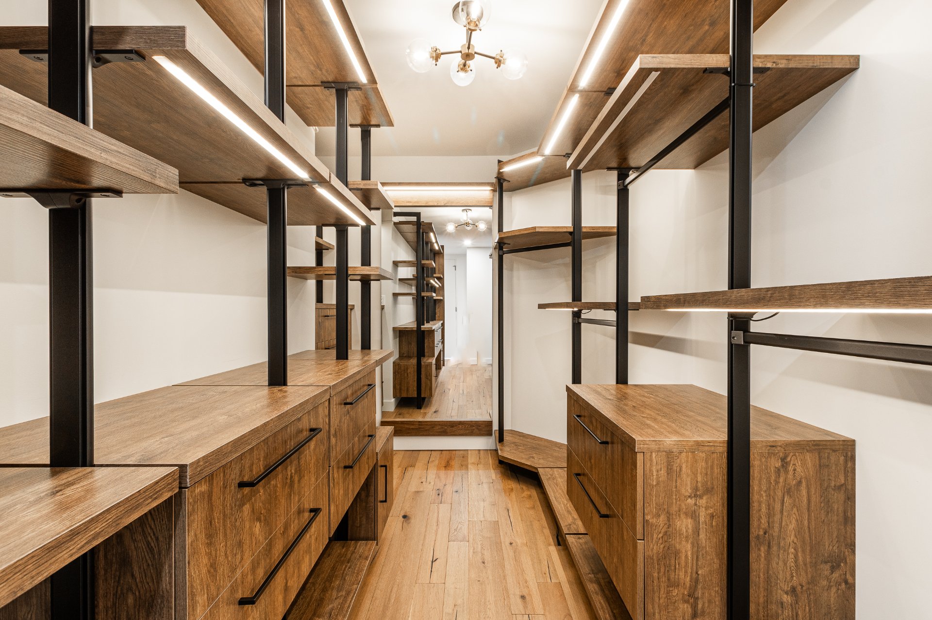 Photo - Penderie (Walk-in)