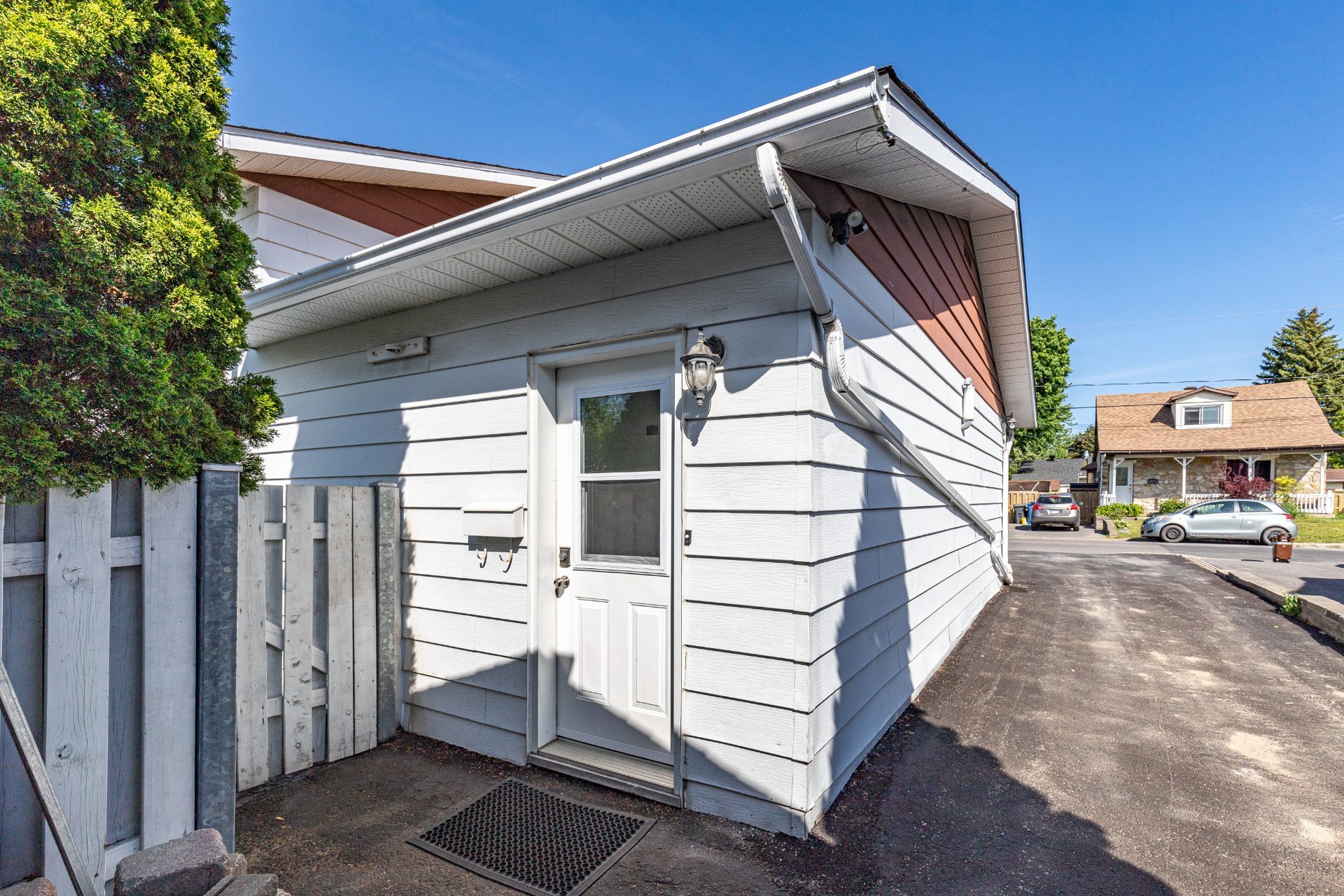 Photo - Entrée extérieure