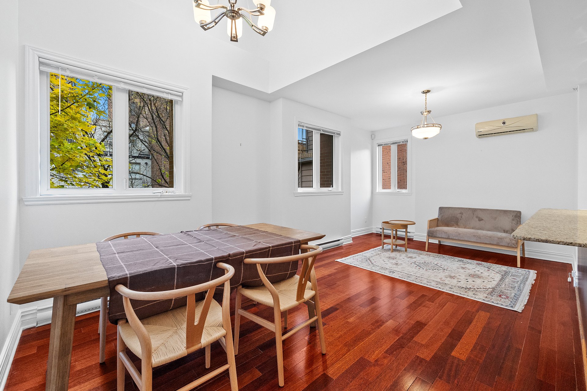 Photo - Salle à manger