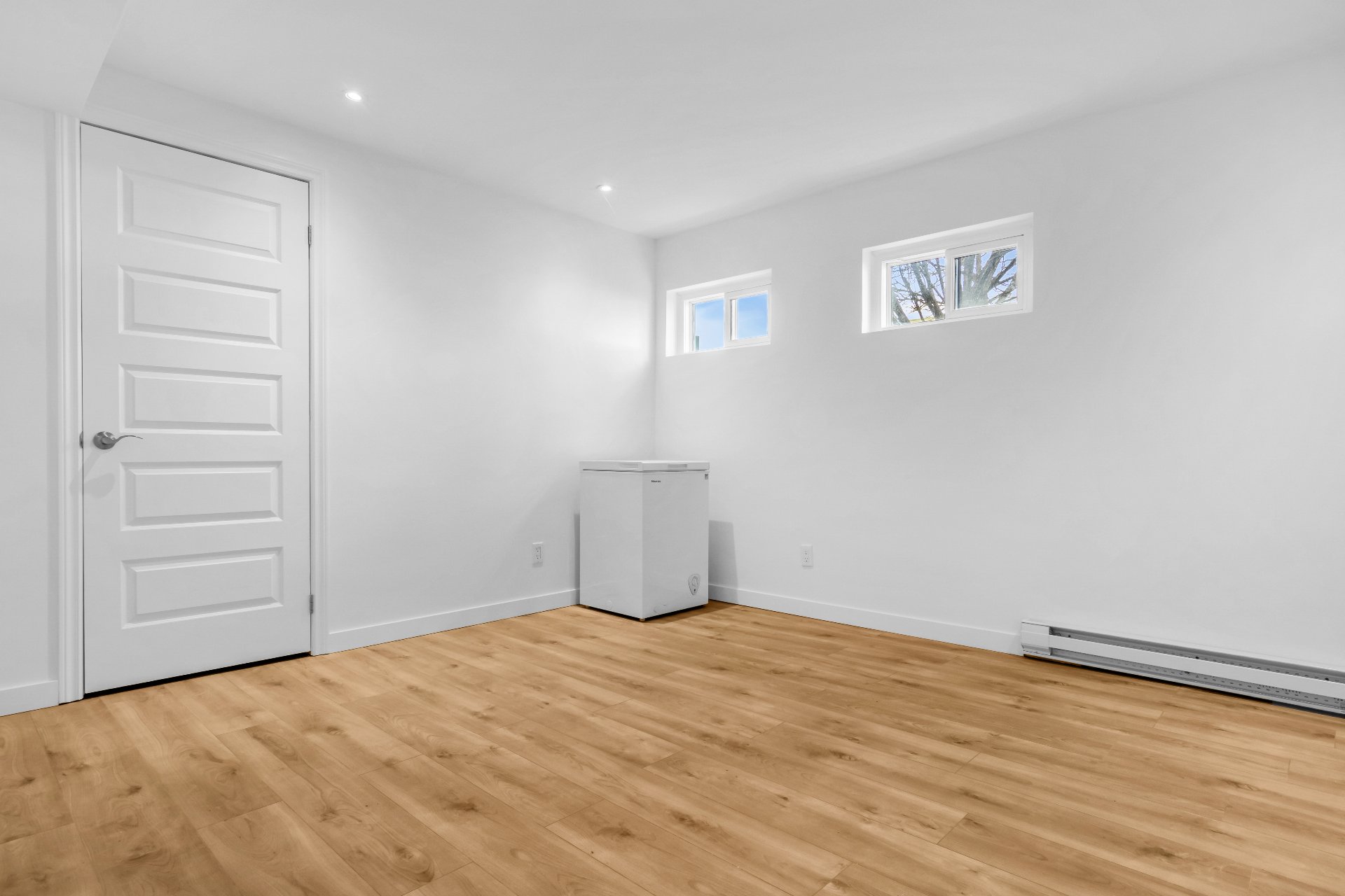 Photo - Family room