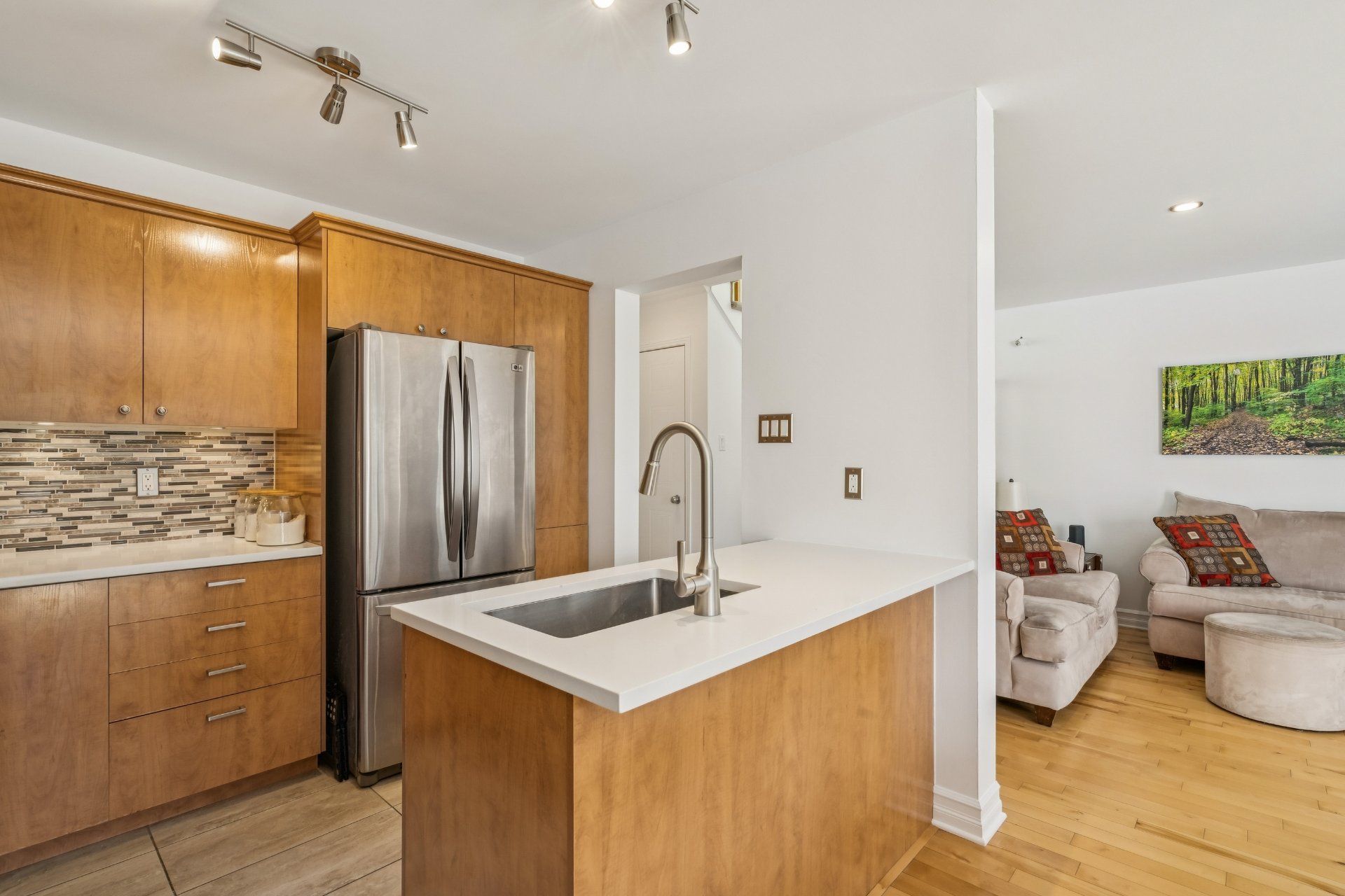 Photo - Kitchen