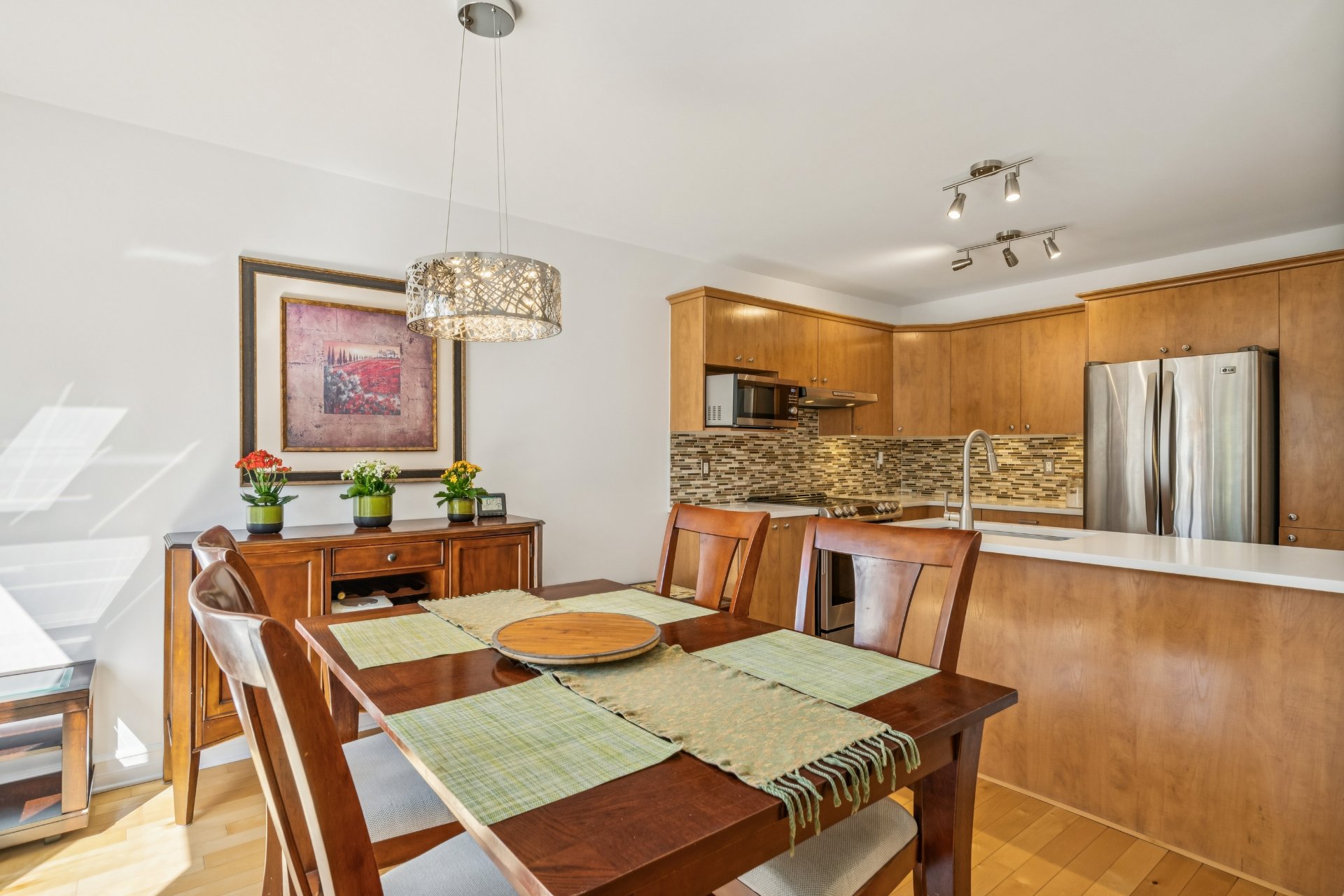 Photo - Dining room