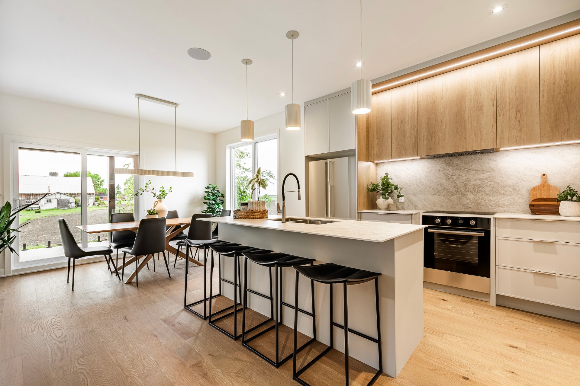Photo - Kitchen