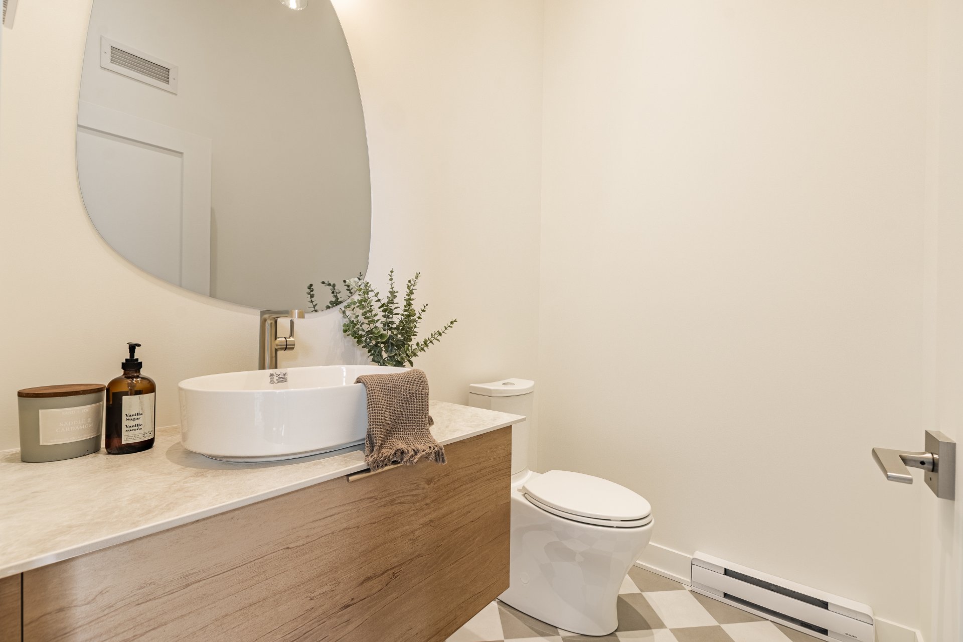 Photo - Washroom
