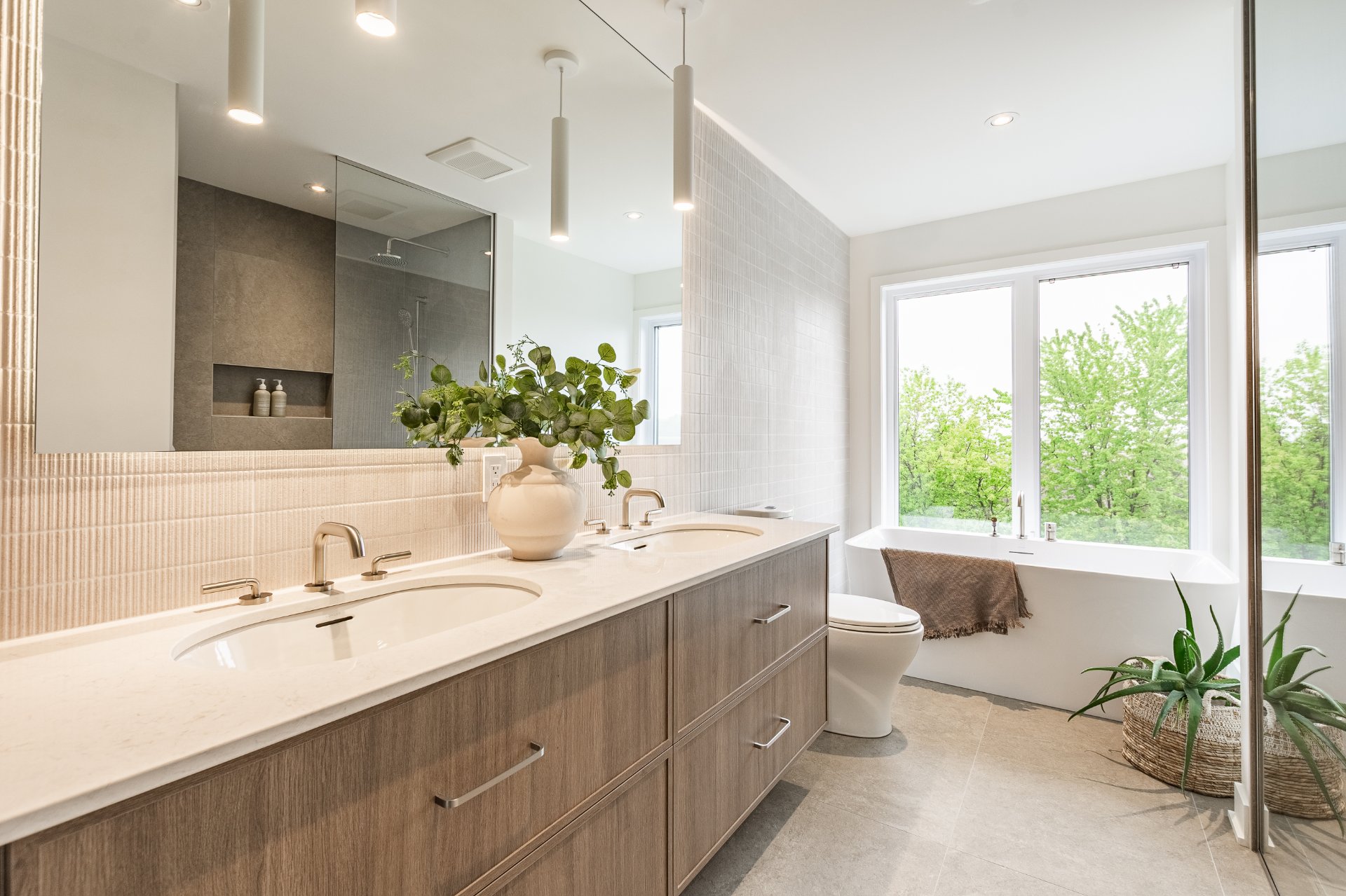 Photo - Bathroom