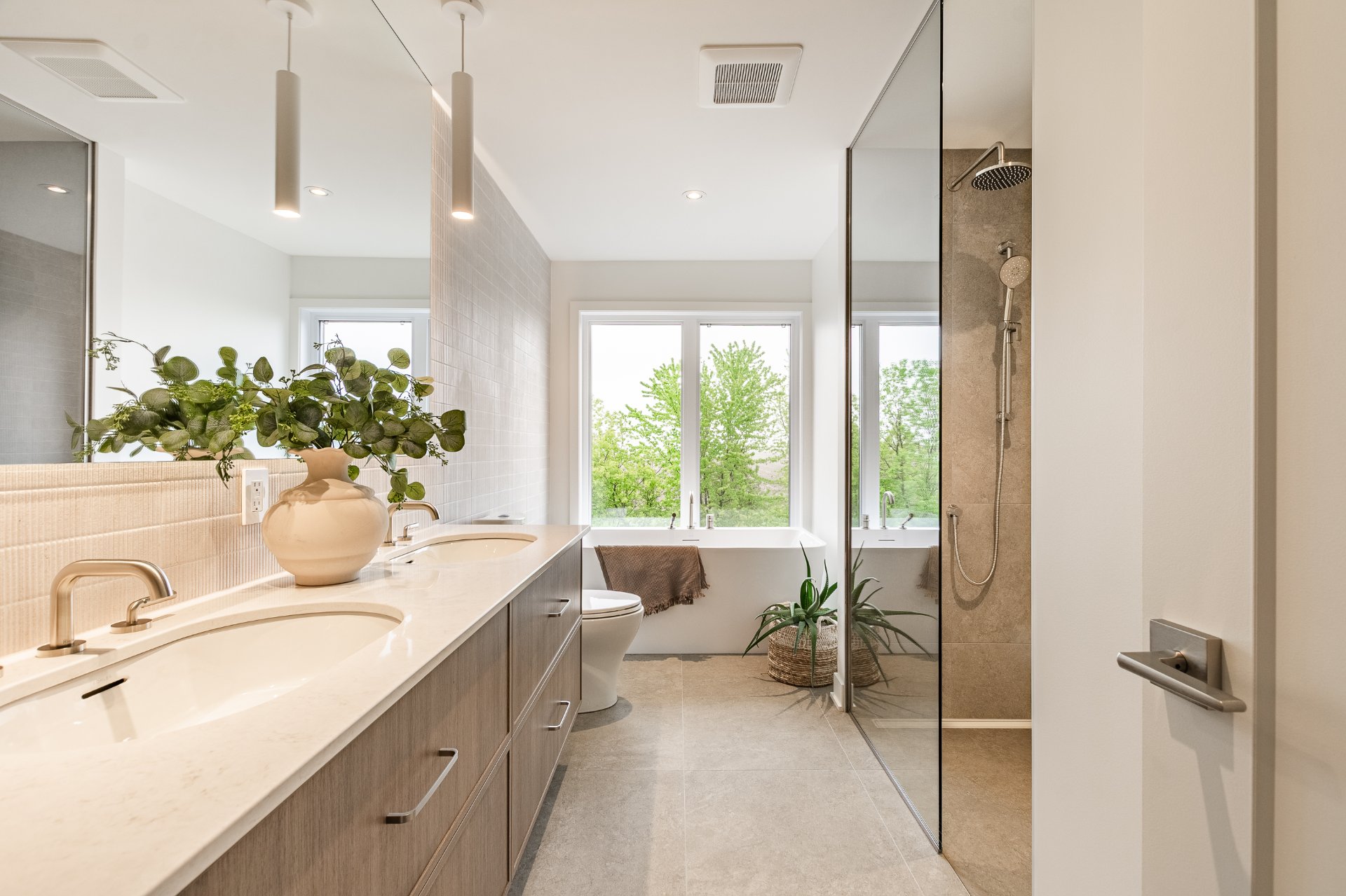 Photo - Bathroom