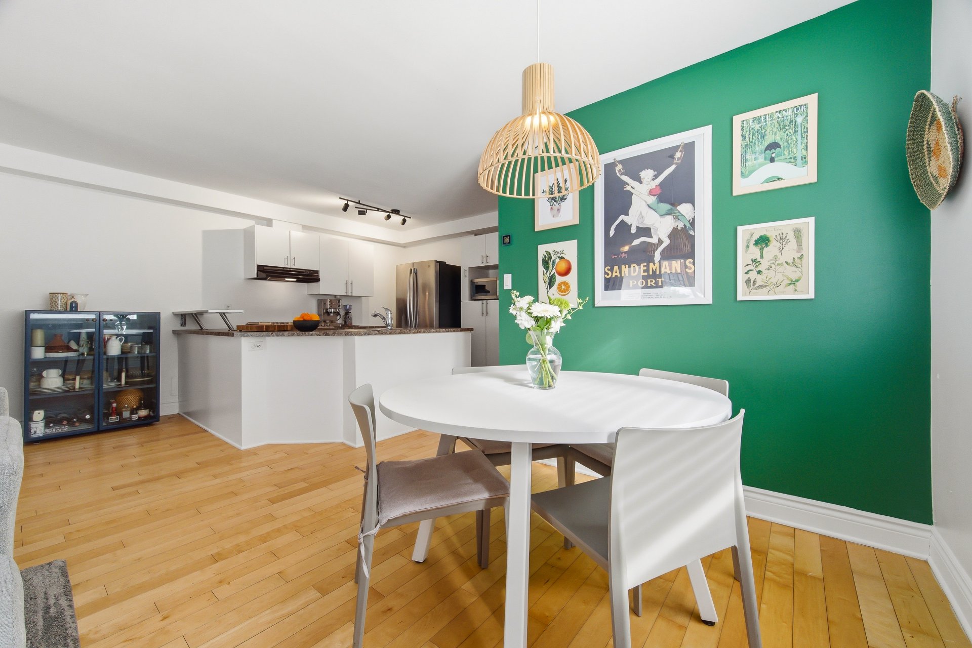 Photo - Salle à manger