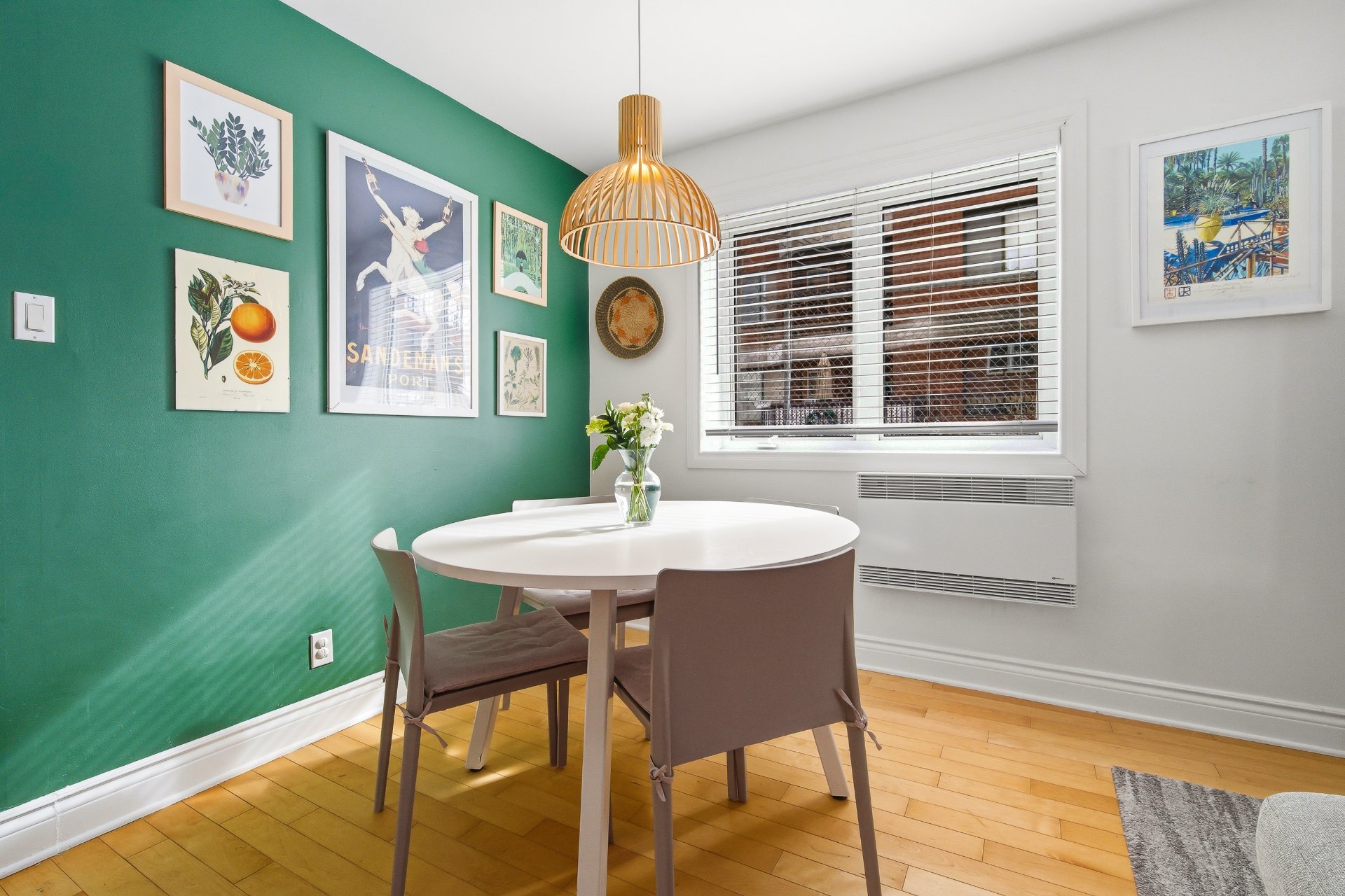 Photo - Salle à manger