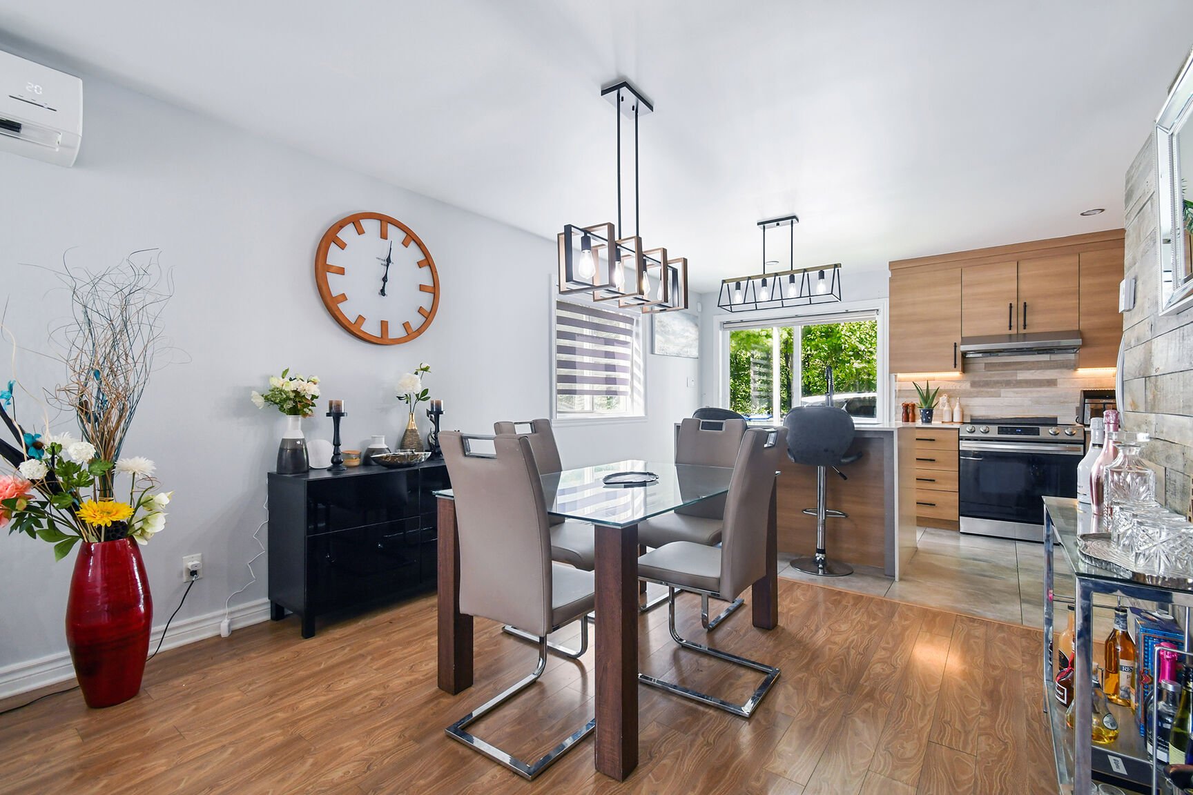 Photo - Salle à manger