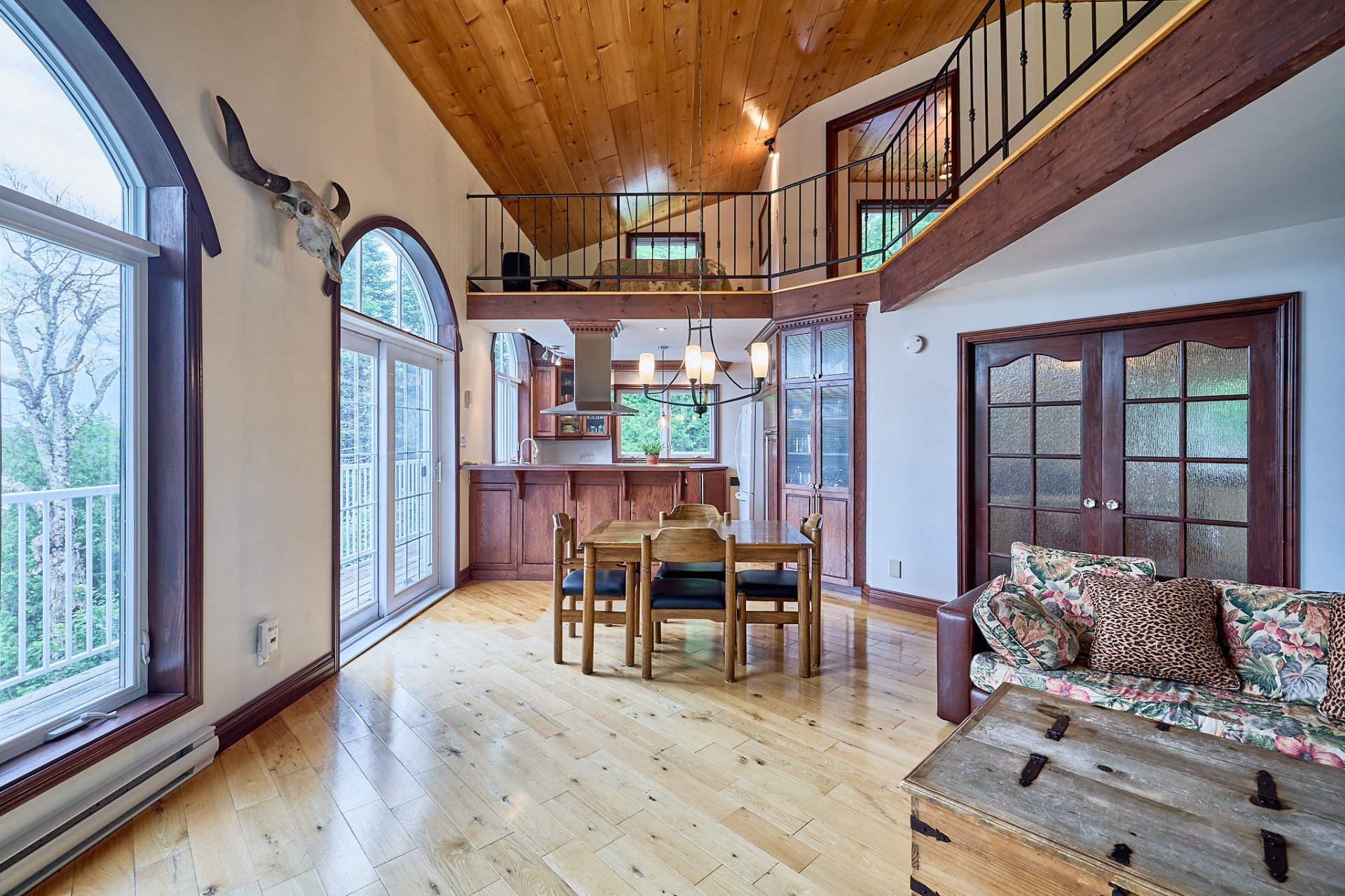 Photo - Overall View