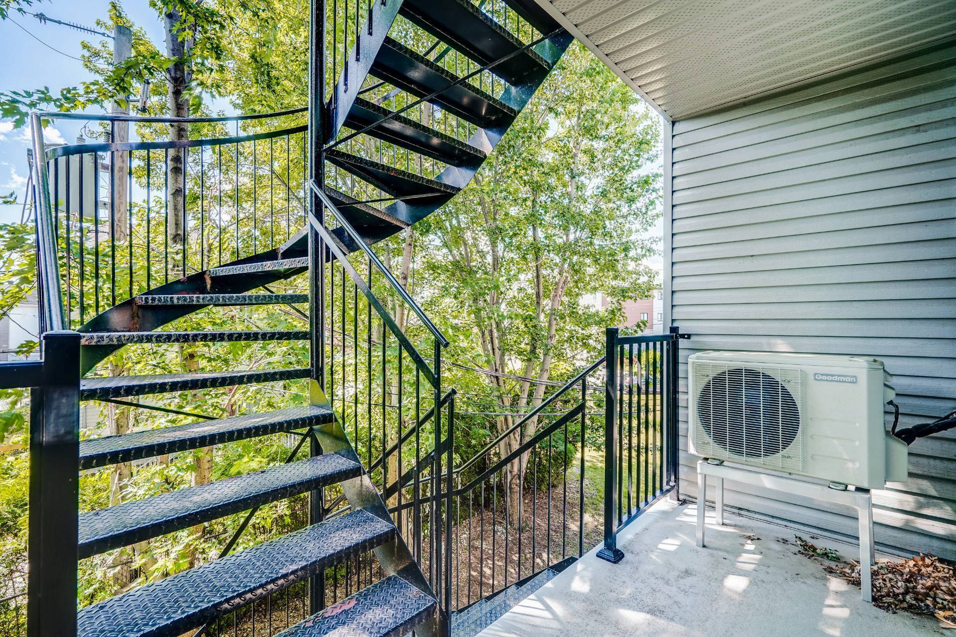 Photo - Escalier