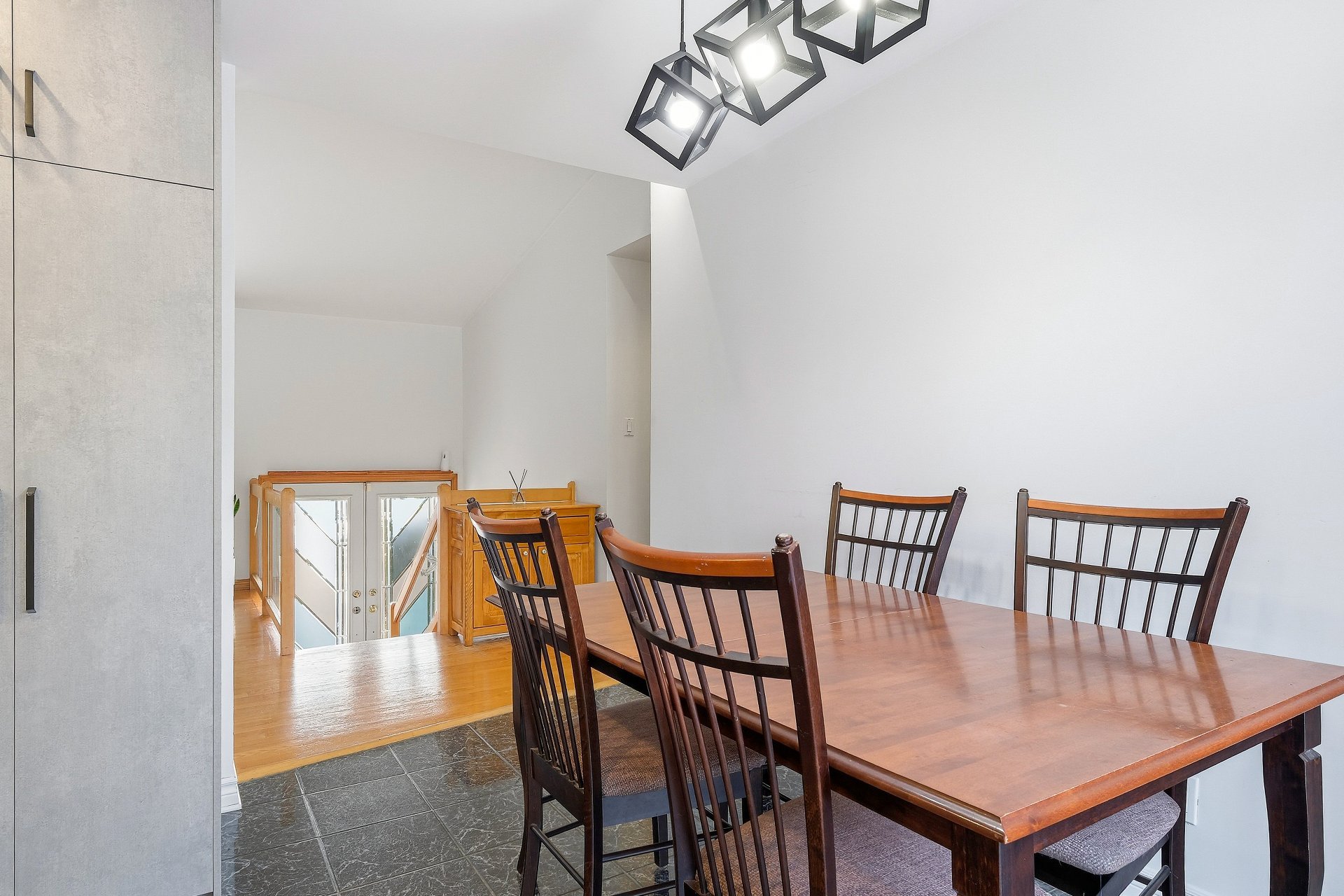 Photo - Salle à manger