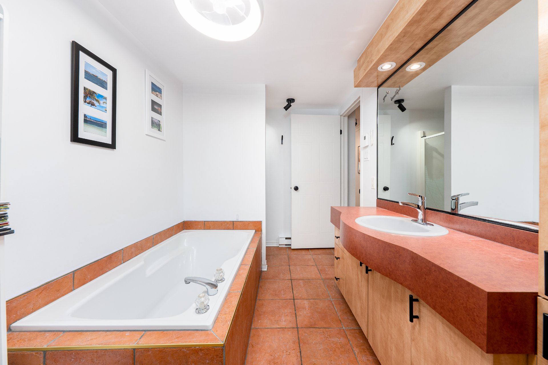 Photo - Bathroom