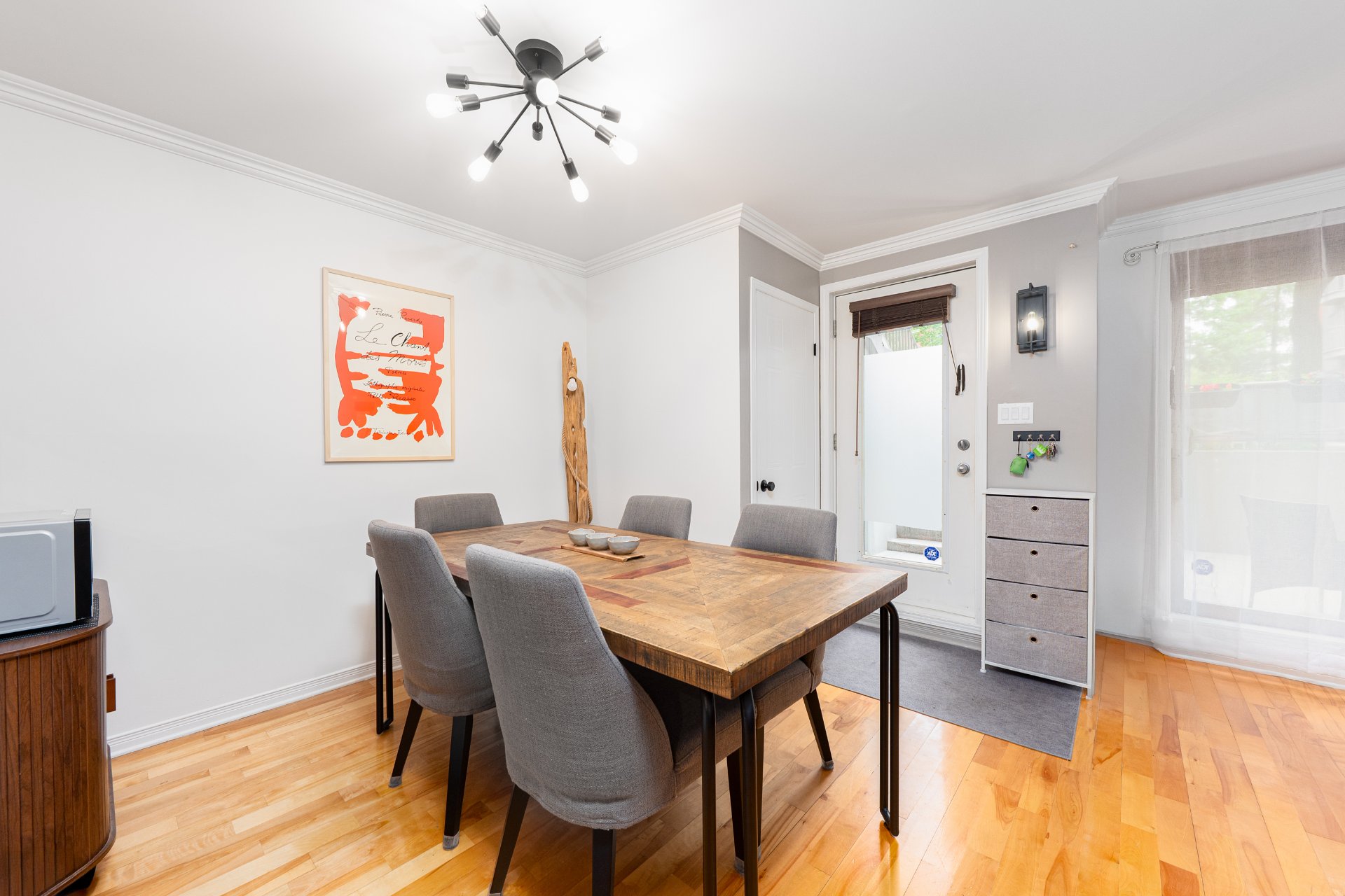 Photo - Dining room